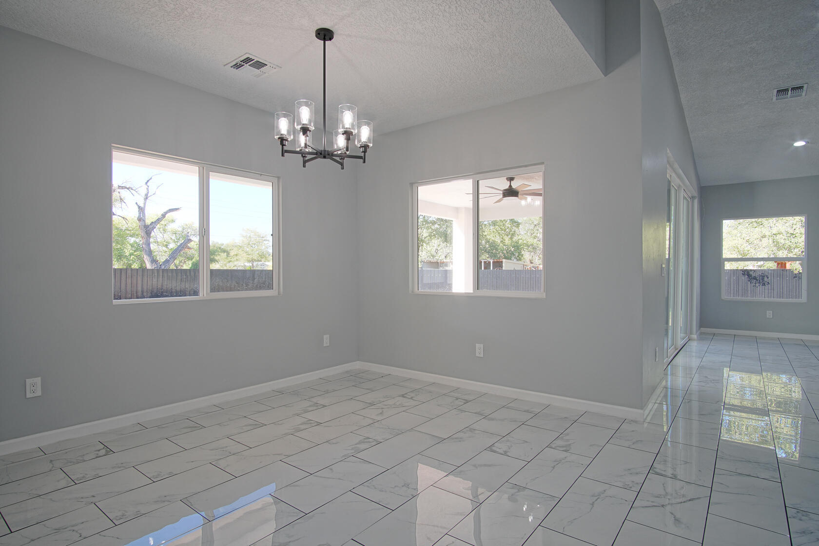 2200 CELESTE Road SW