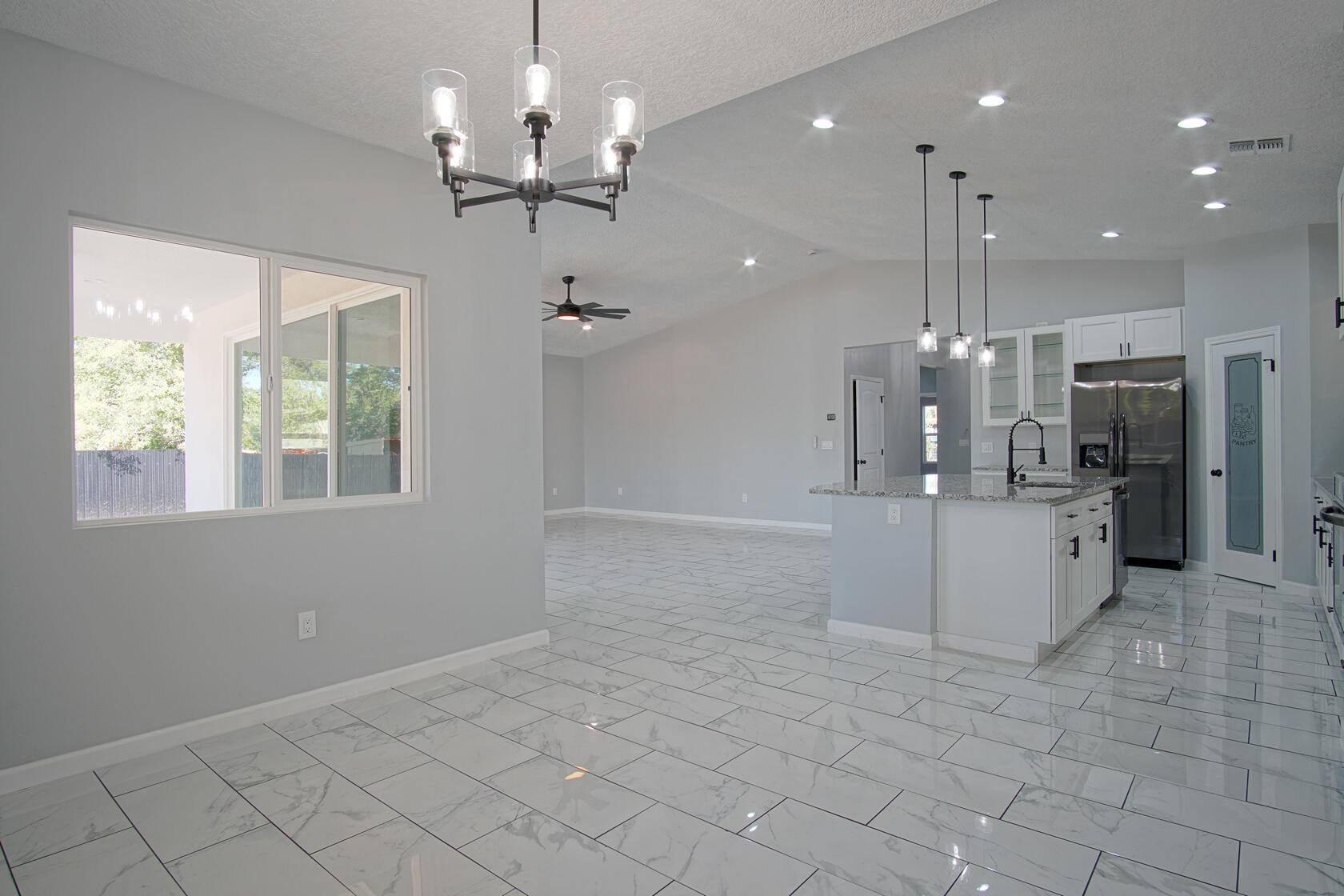 2200 CELESTE Road SW
