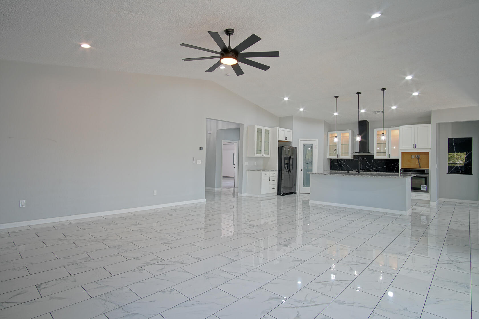 2200 CELESTE Road SW