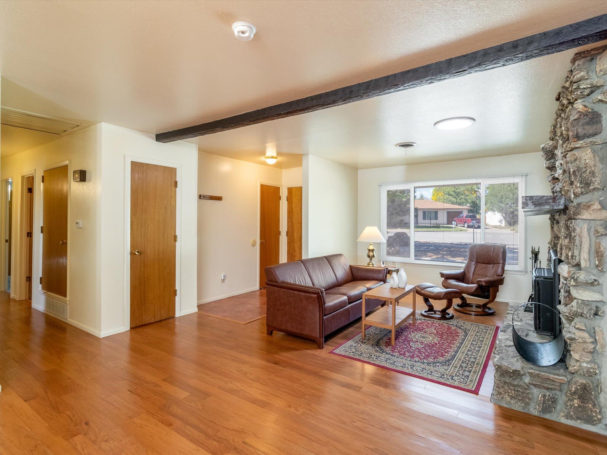 90 Mimbres Drive