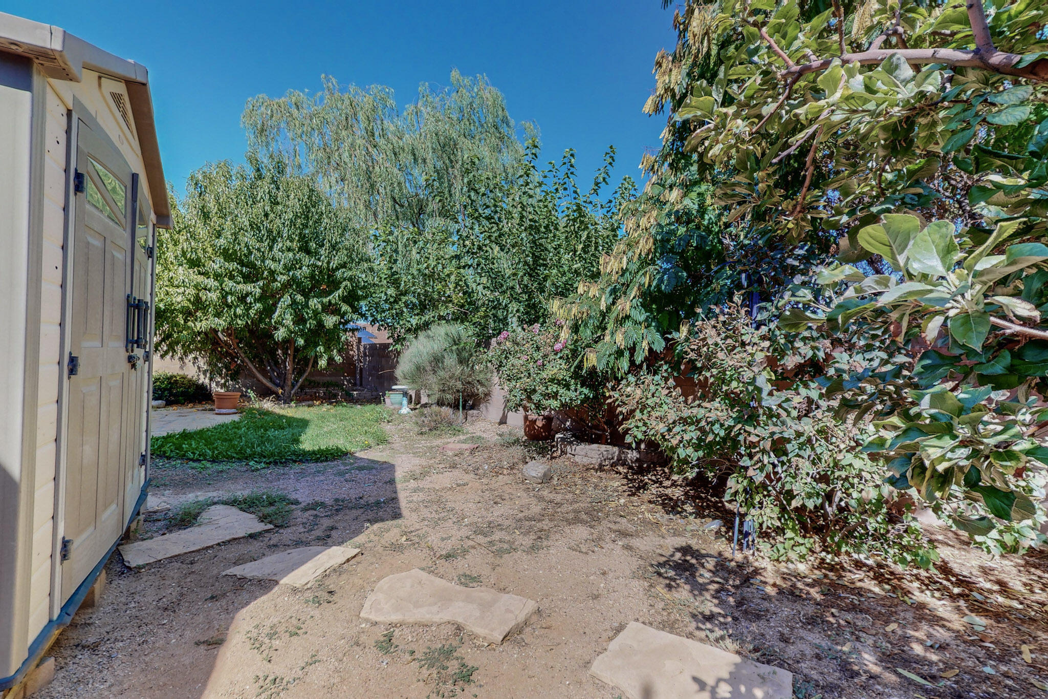 7301 HEARTHSTONE Road NW