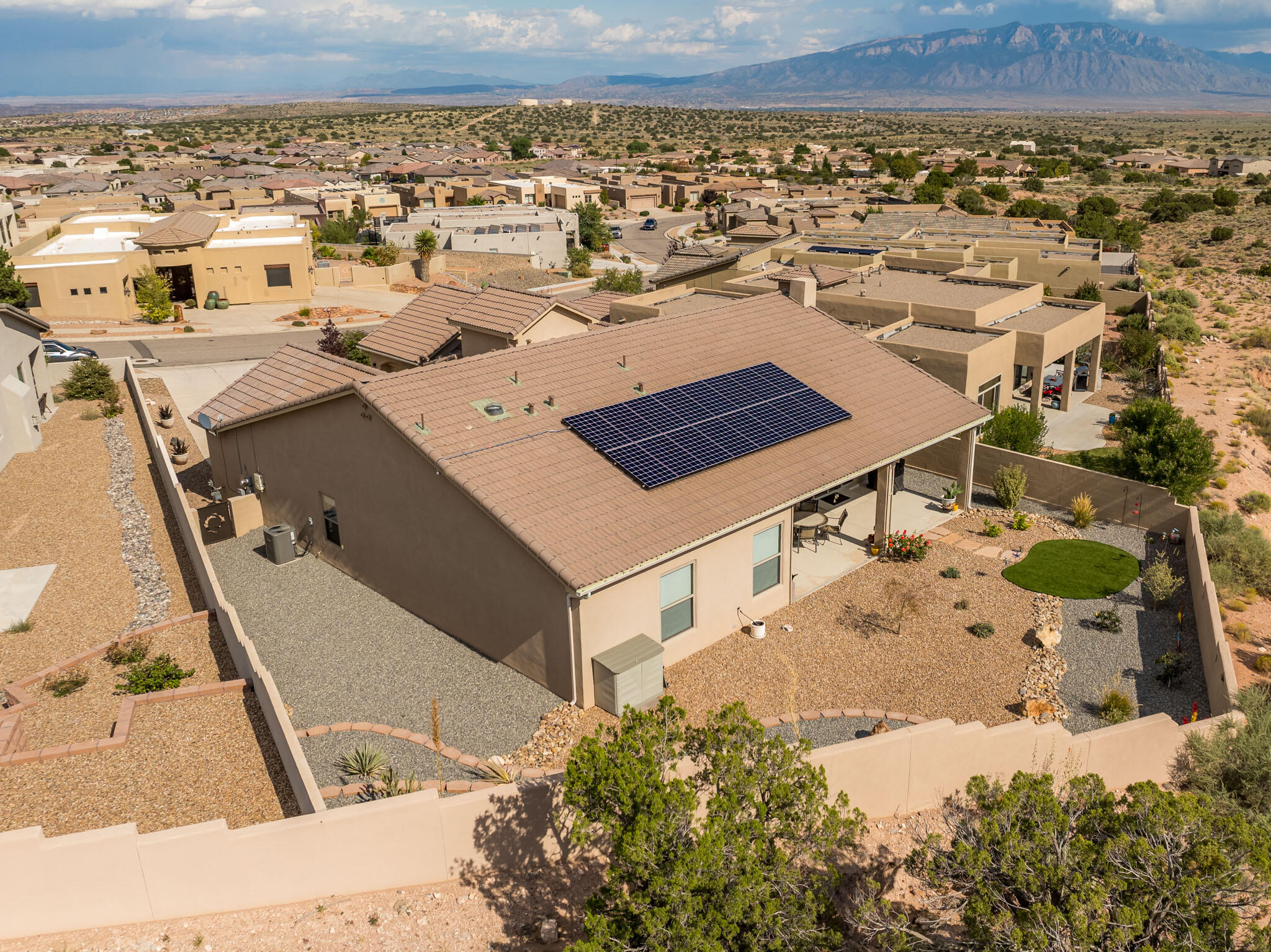 6004 Redondo Sierra Vista NE NE