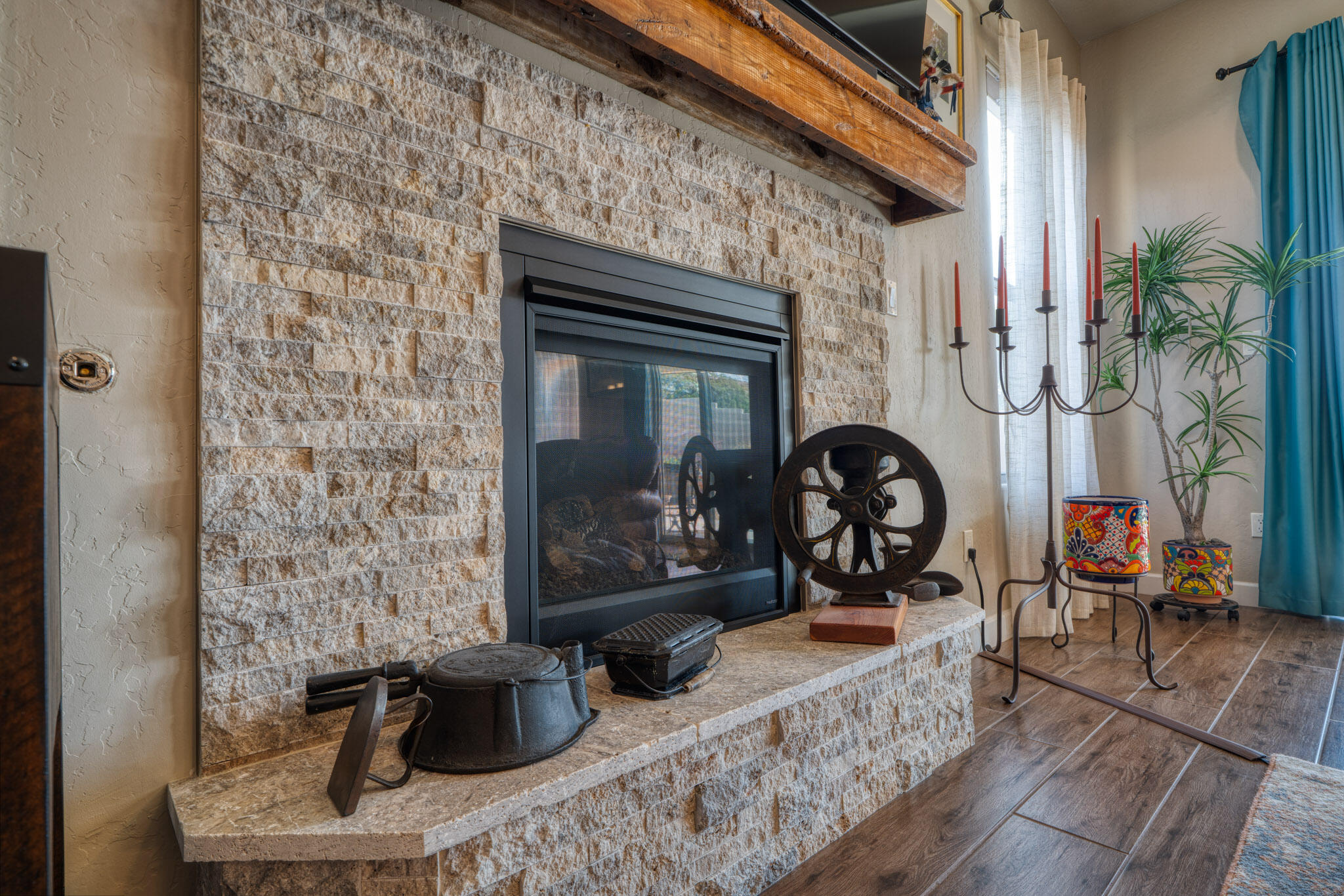 6004 Redondo Sierra Vista NE NE