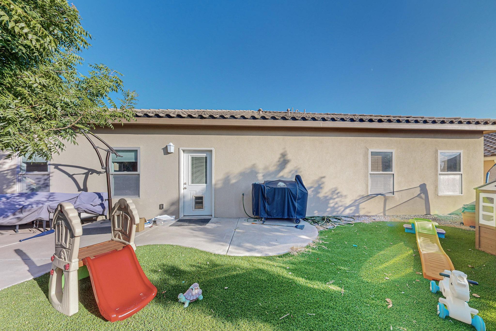 2725 Walsh Loop SE
