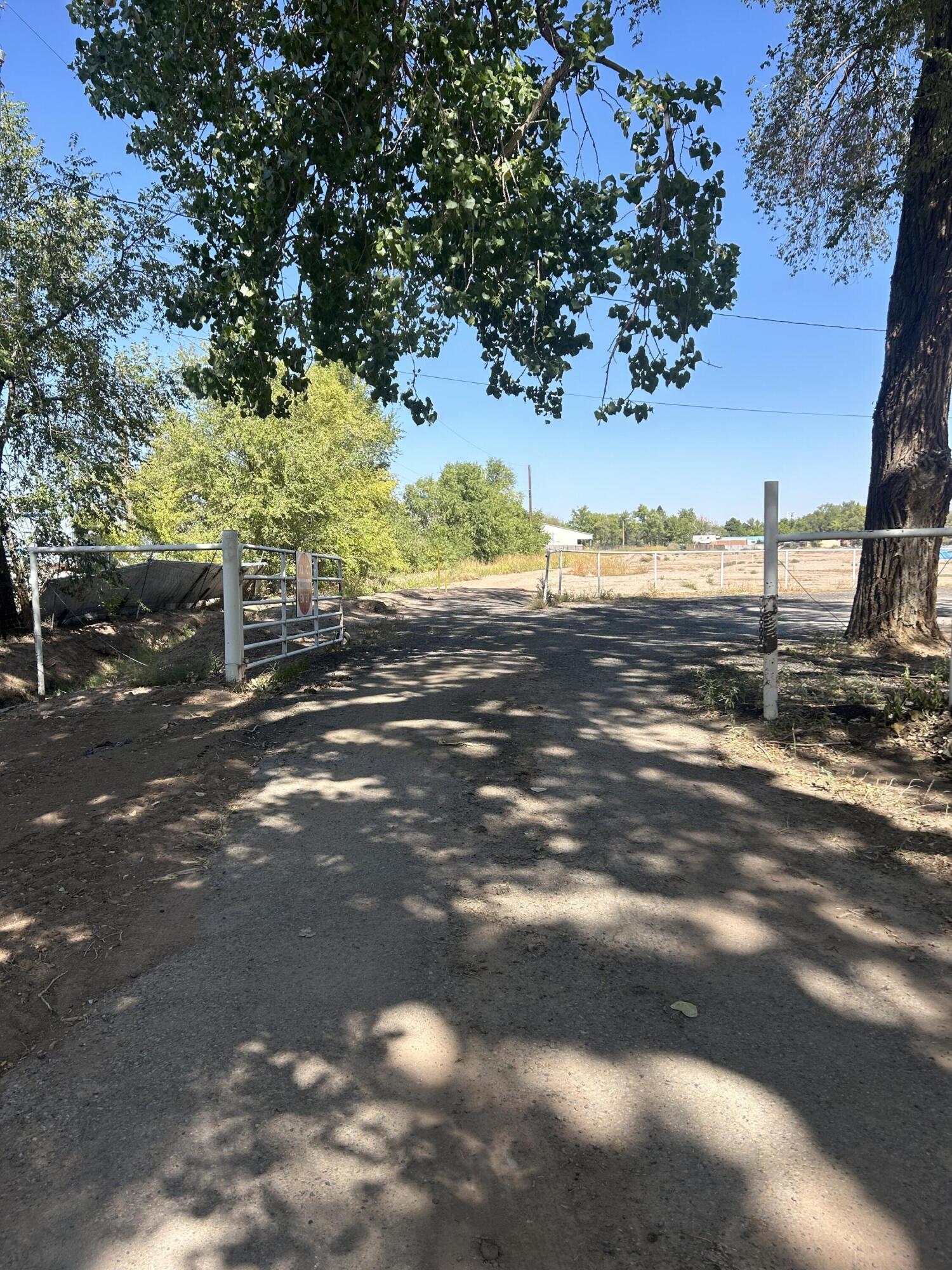 835 Armijo Road SW