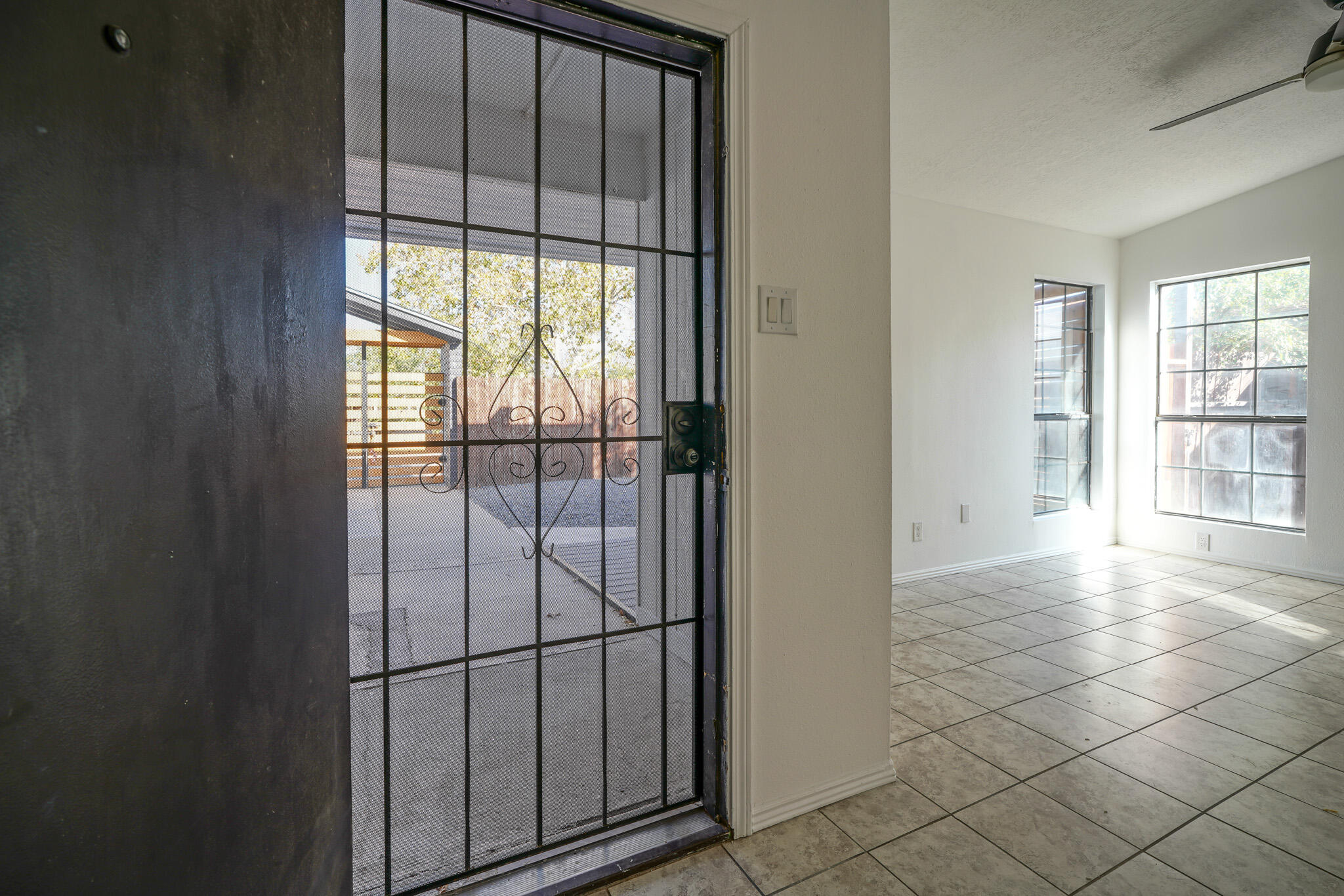 4841 PLATINUM Loop NE