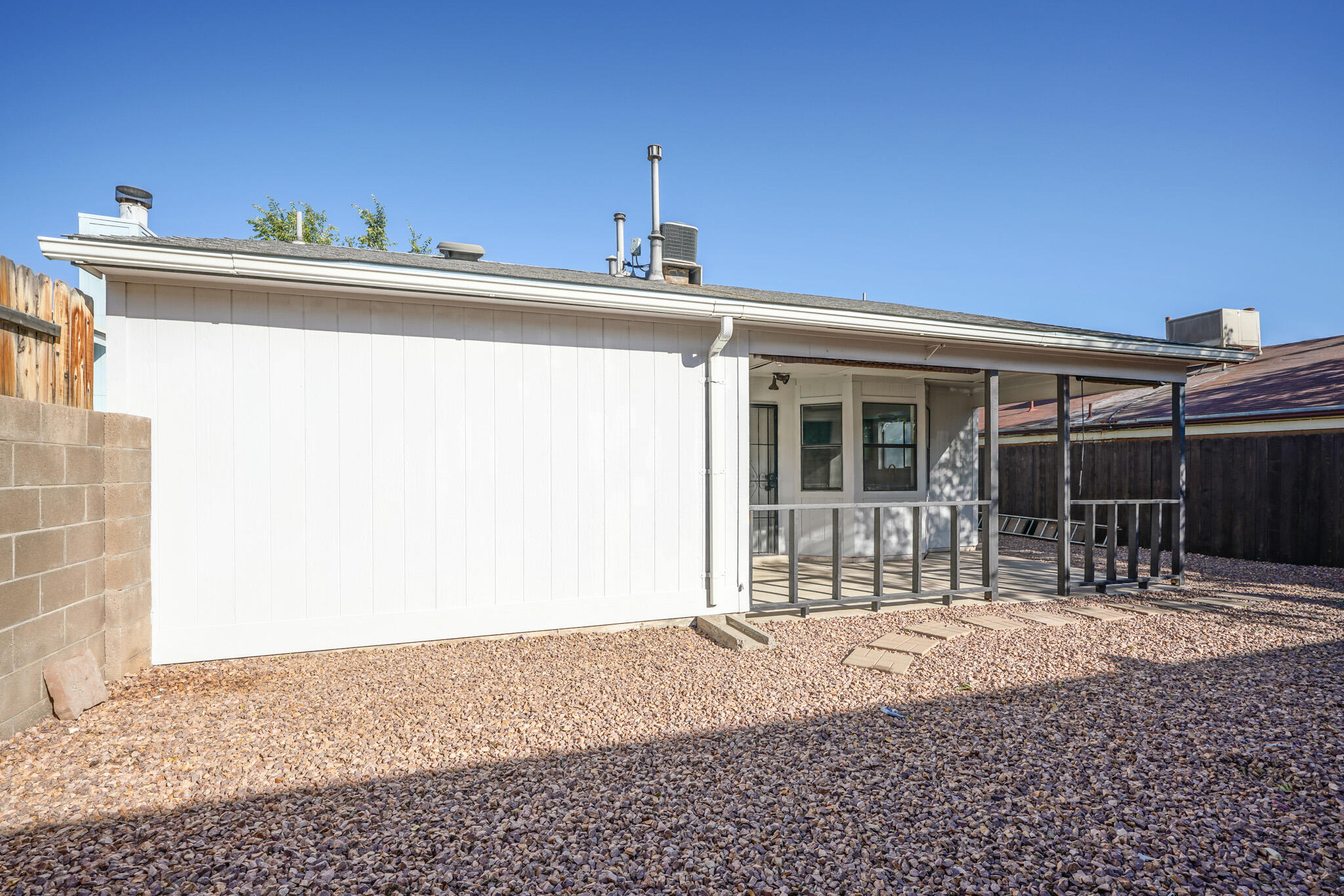 4841 PLATINUM Loop NE