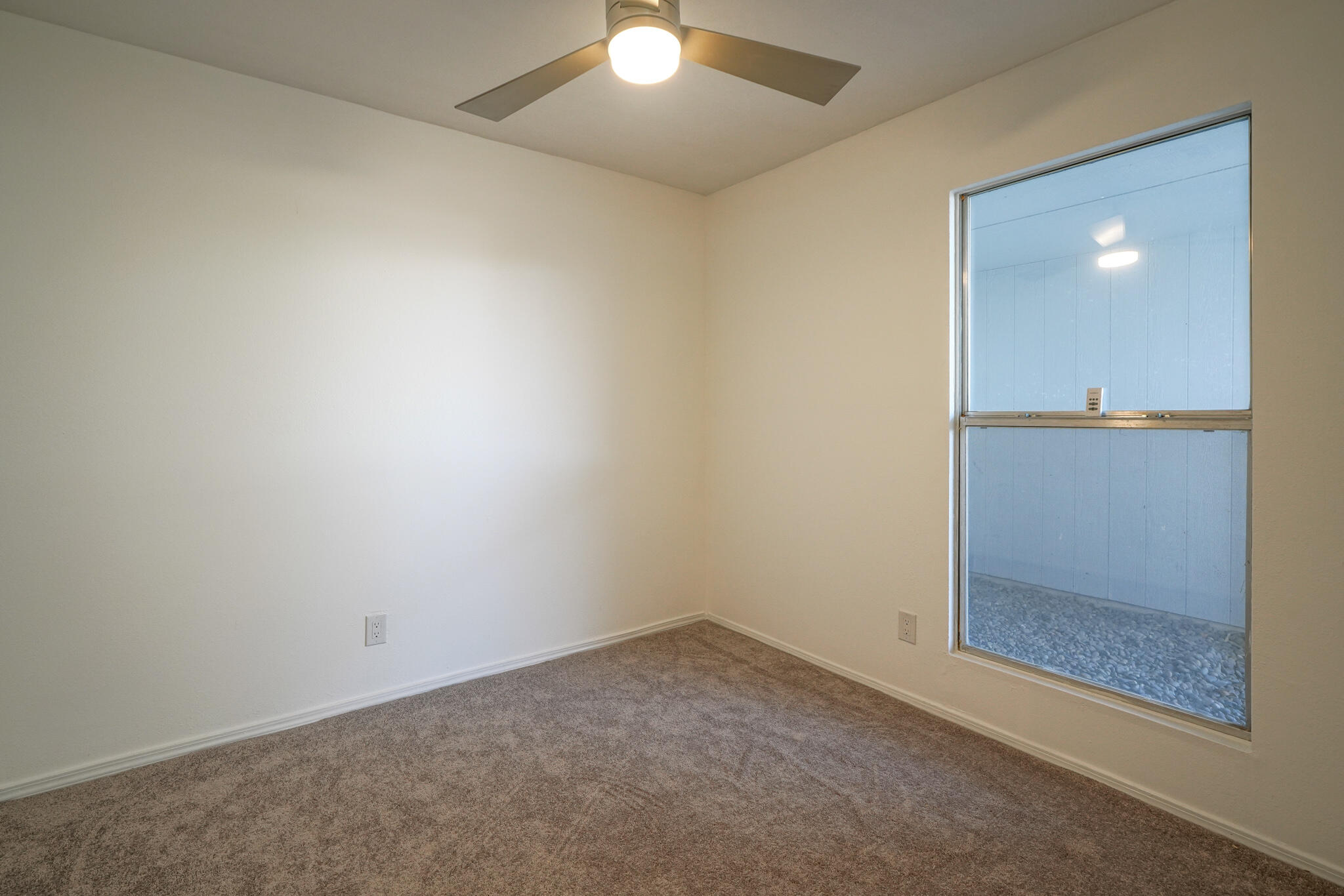 4841 PLATINUM Loop NE