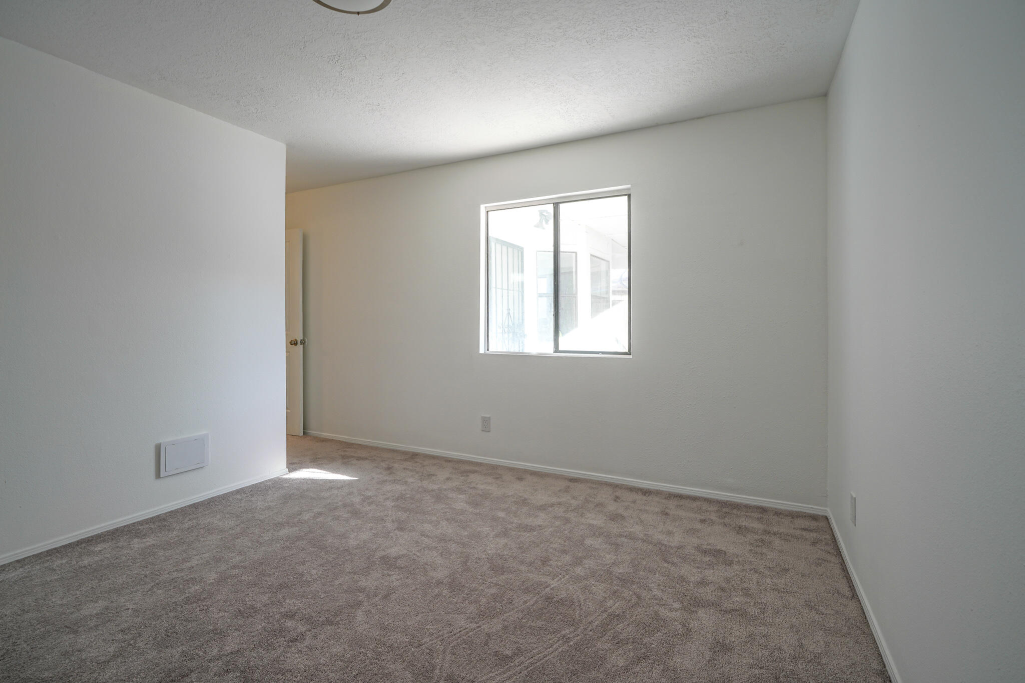 4841 PLATINUM Loop NE