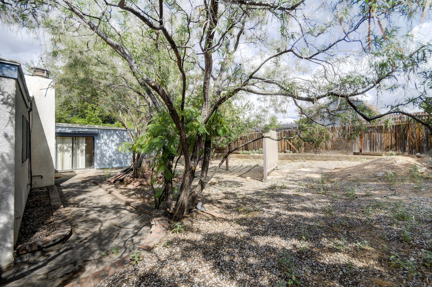 7205 COULSON Drive NE