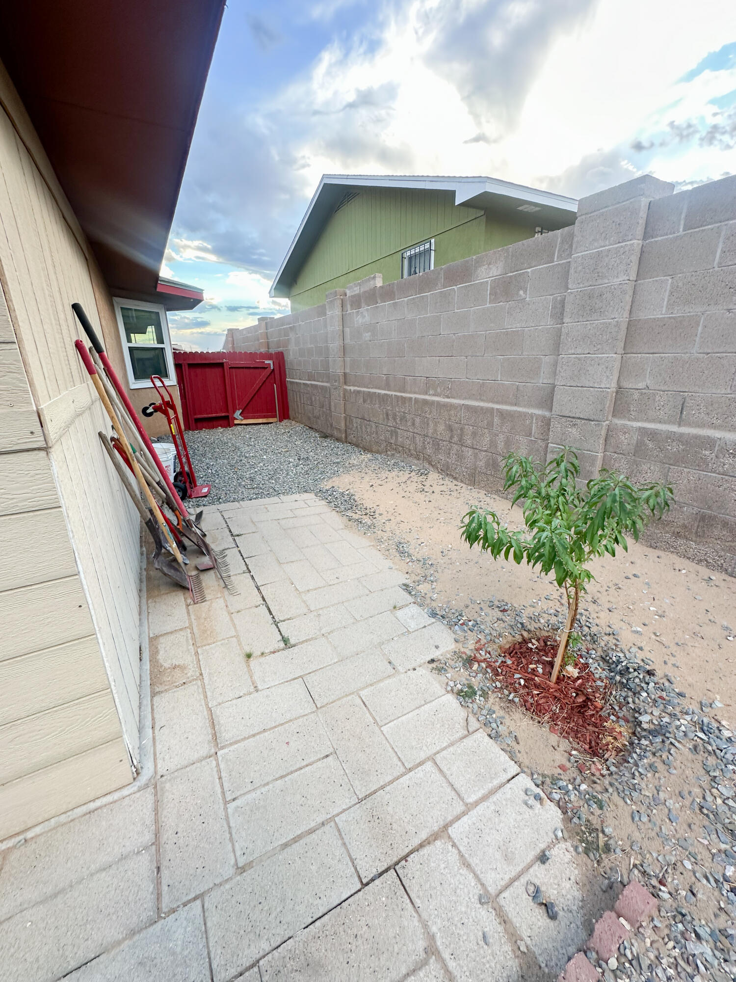 6059 JACK RABBIT Road NE