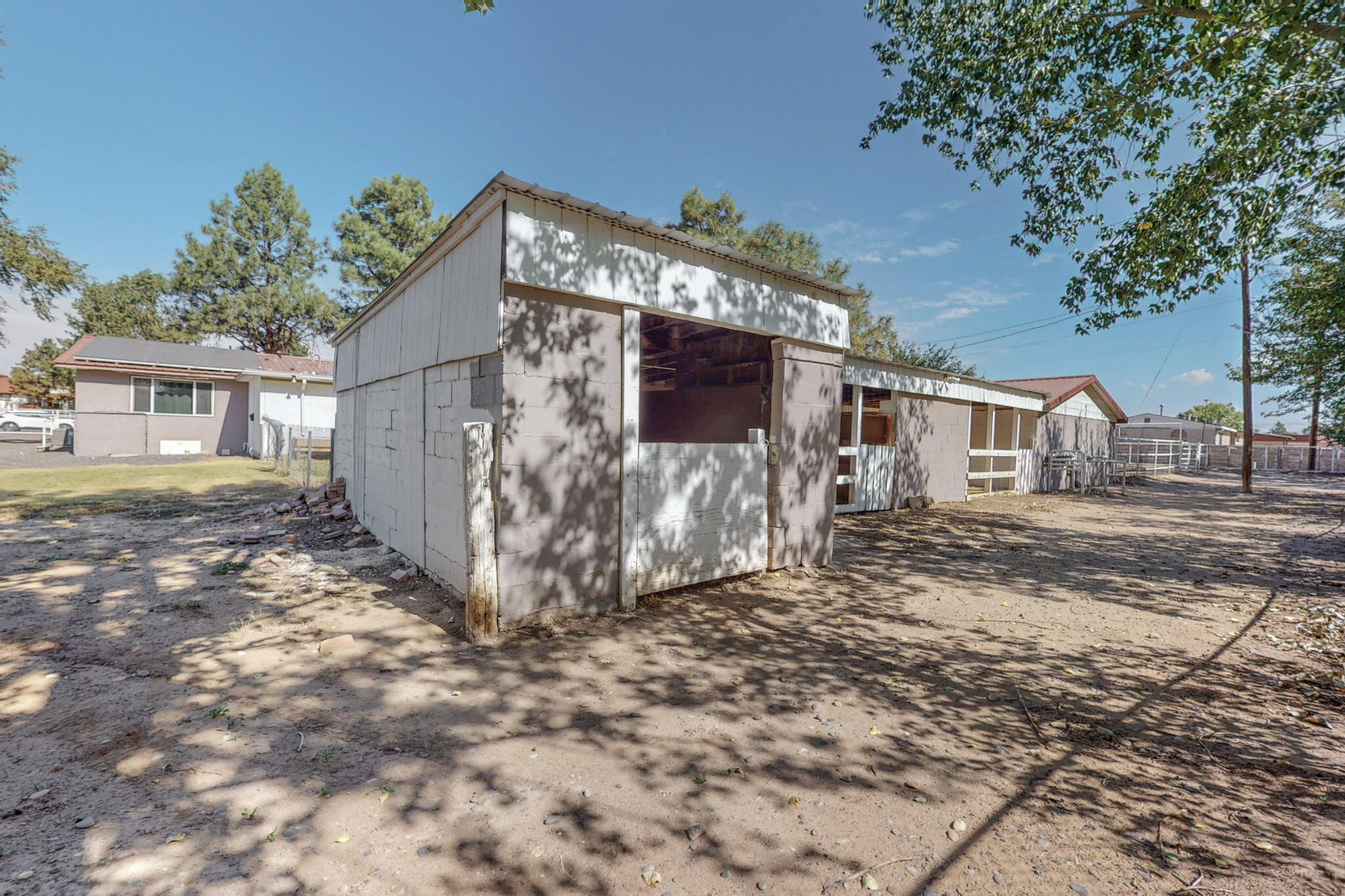215 ESPERANZA Drive