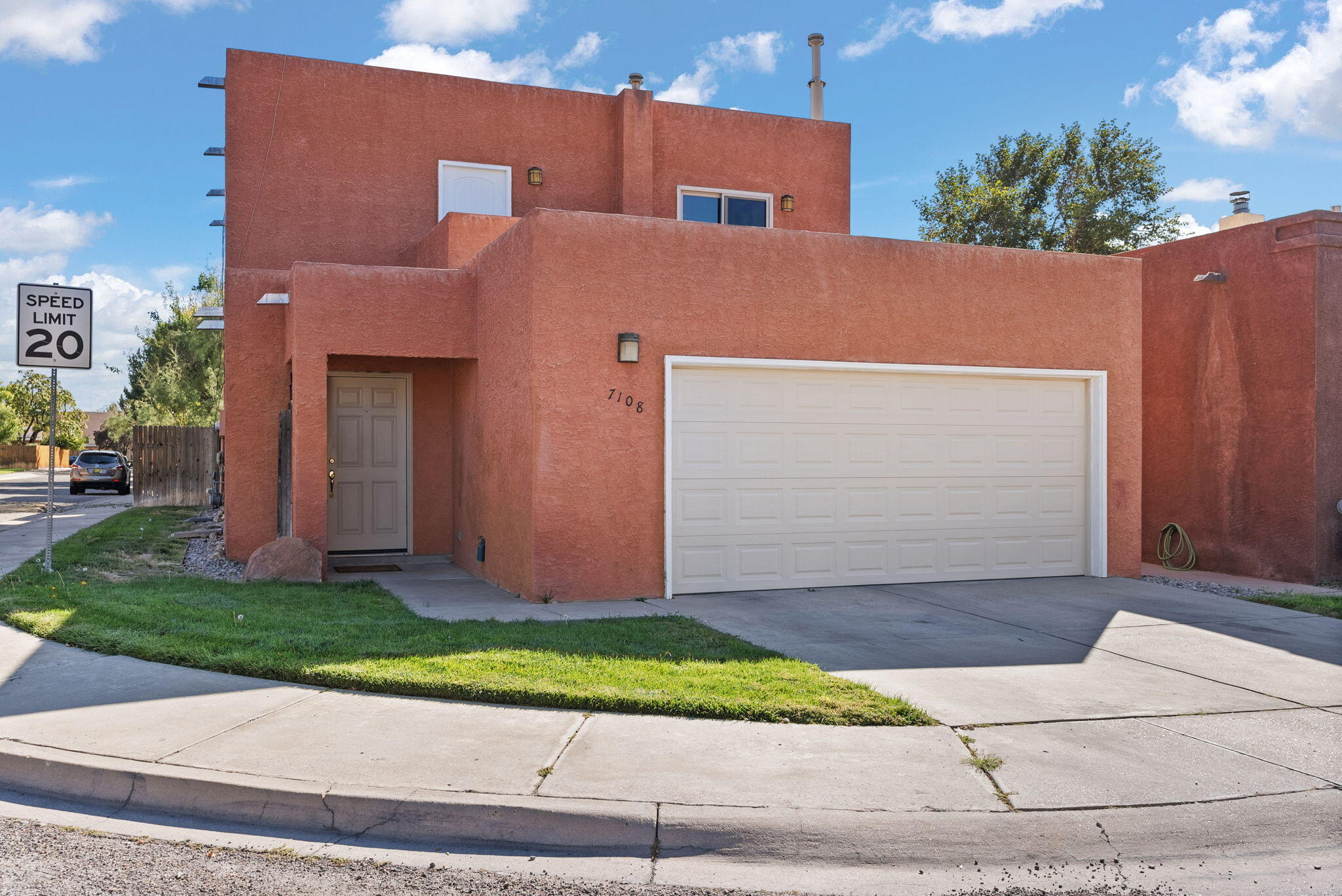 7108 CANARY Lane NE