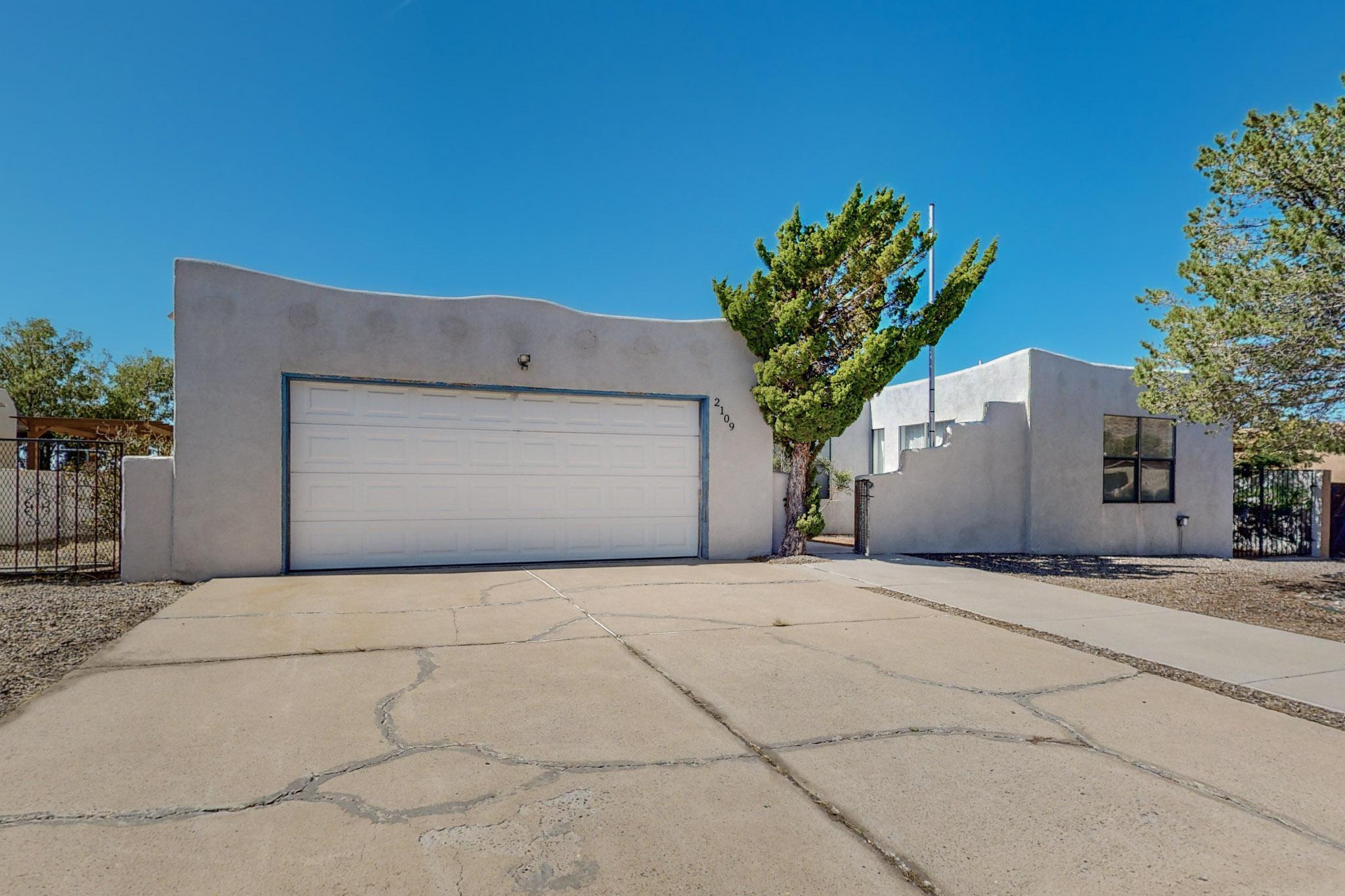 2109 FATHER SKY Street NE