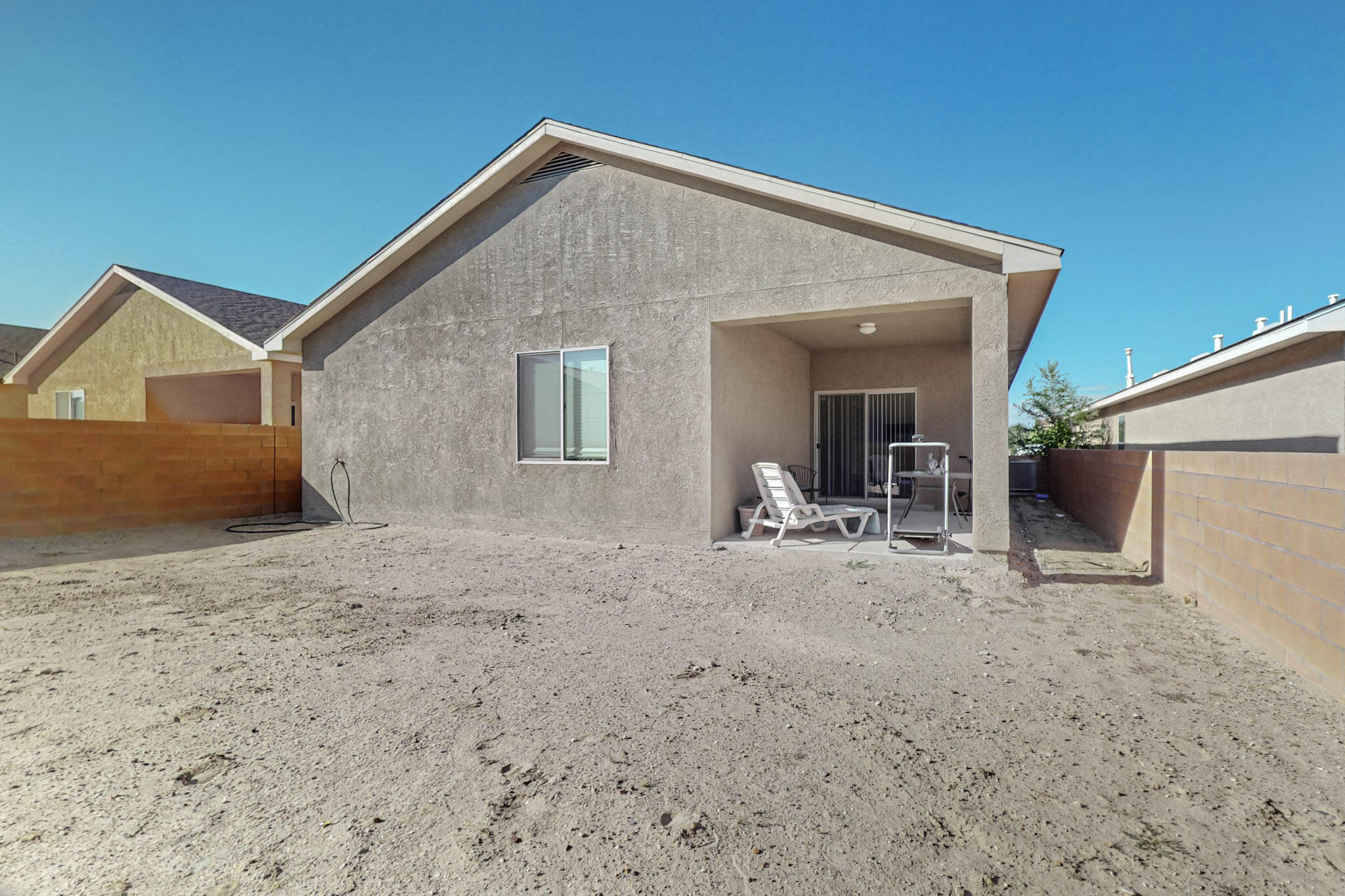 10048 FARINOSA Avenue SW