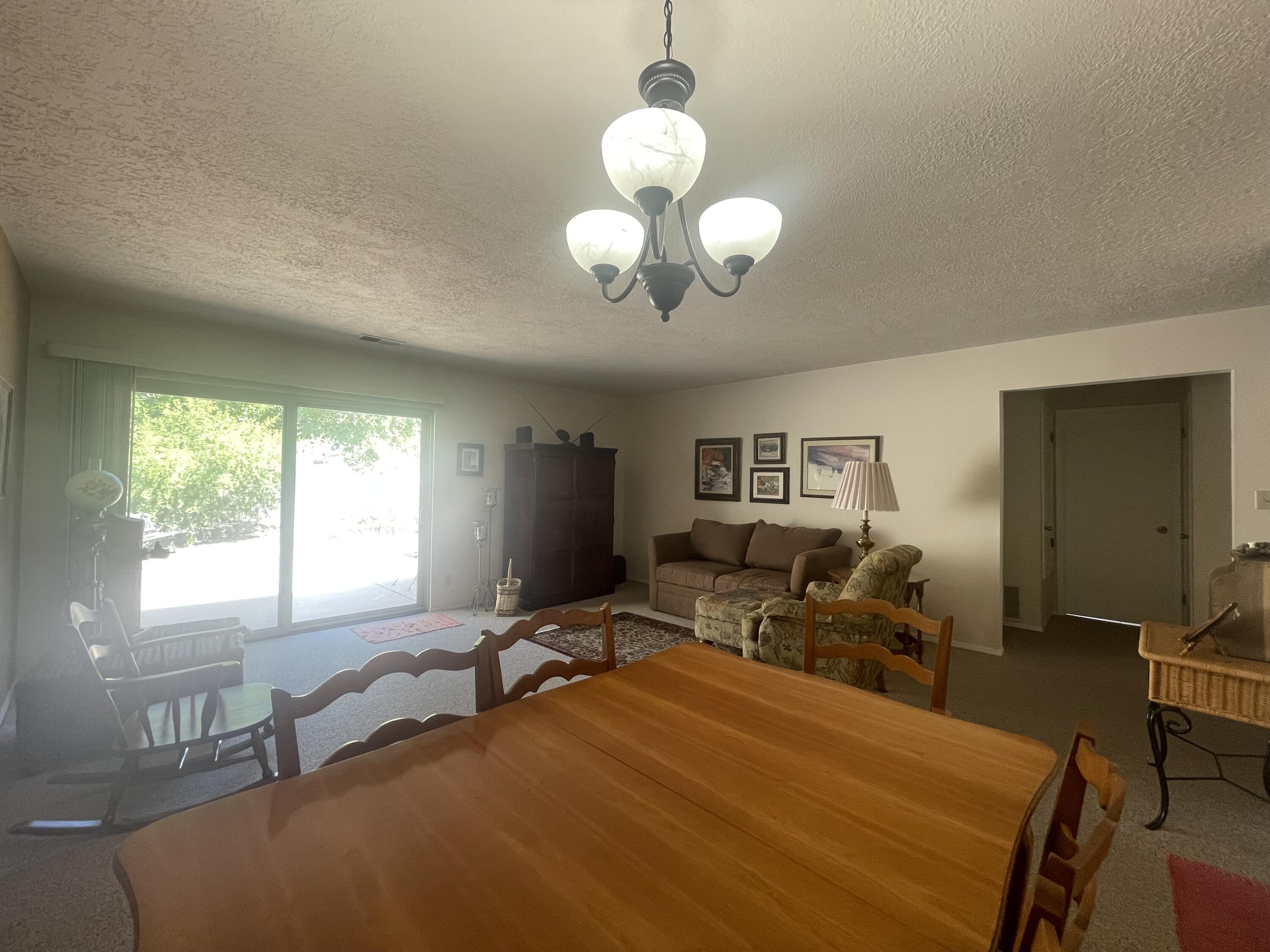 600 Stallion Road SE
