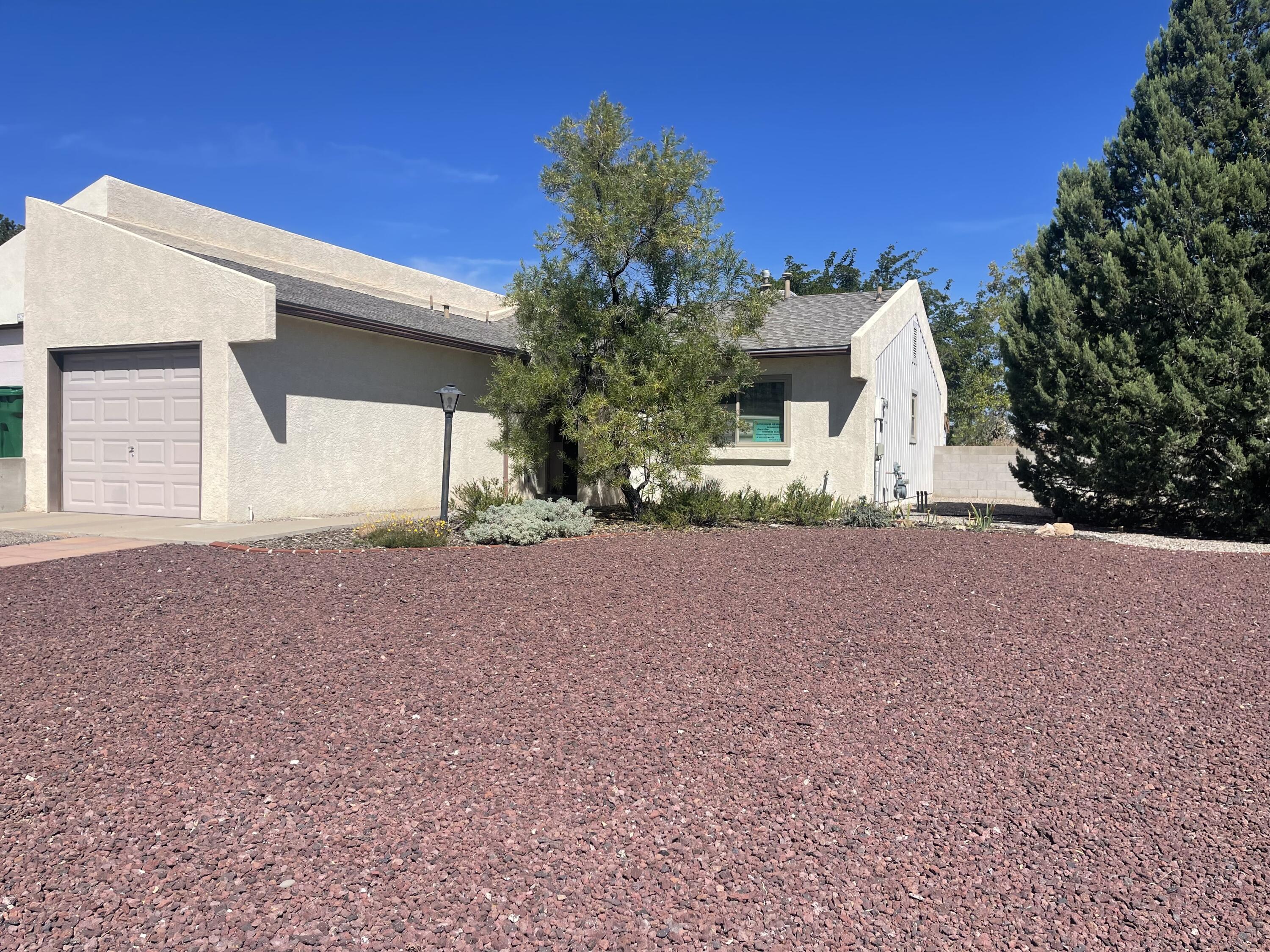 600 Stallion Road SE