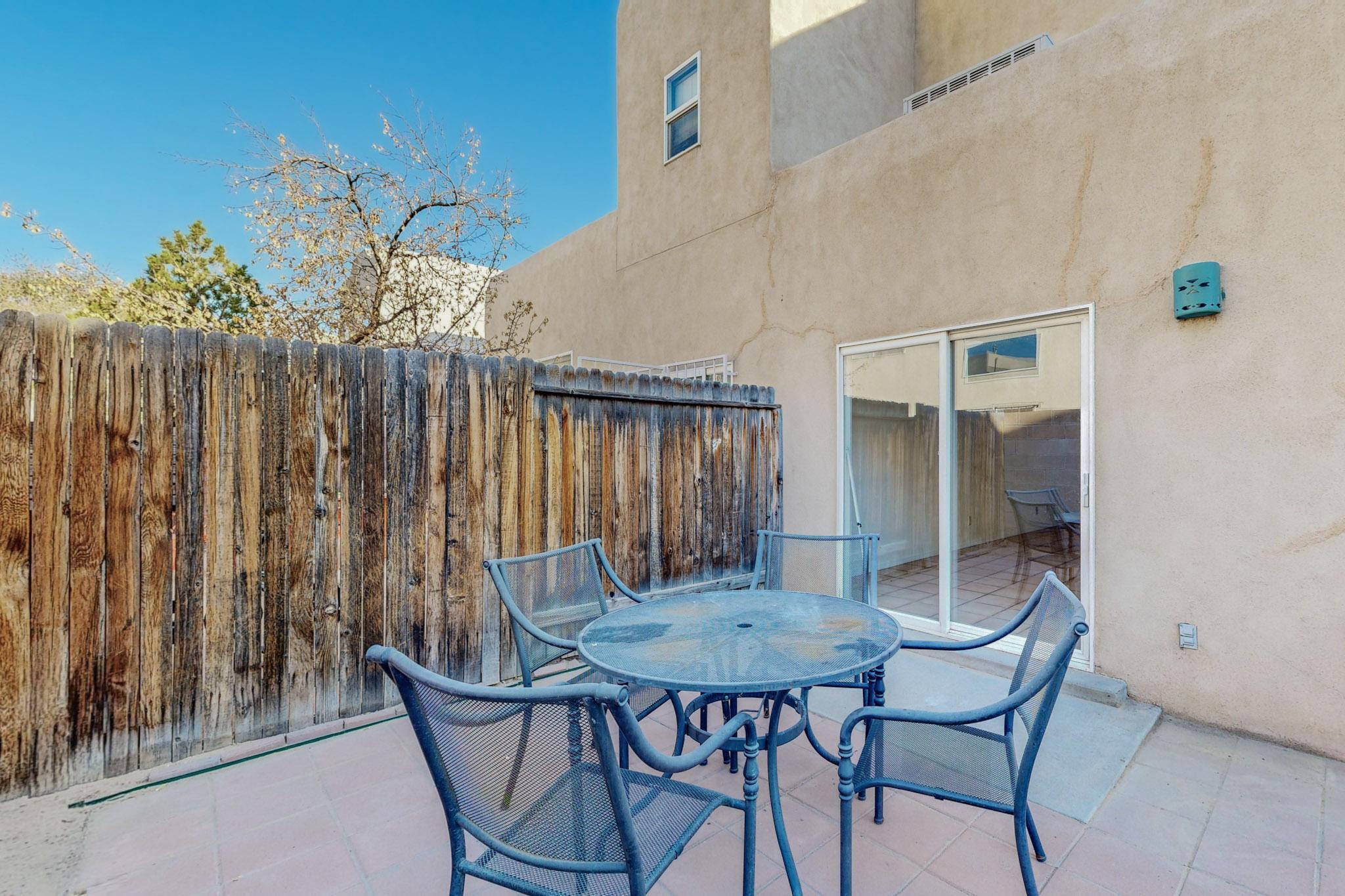 5223 Chris Court NW