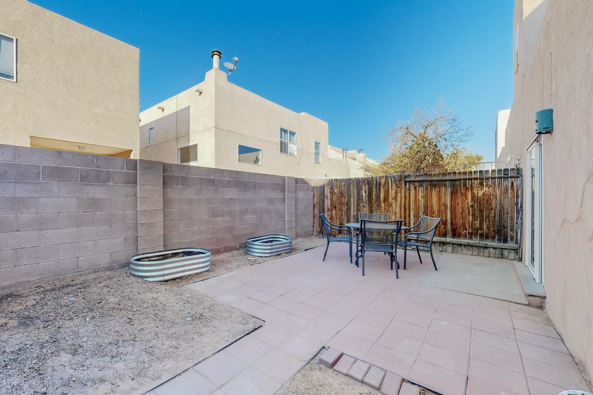 5223 Chris Court NW