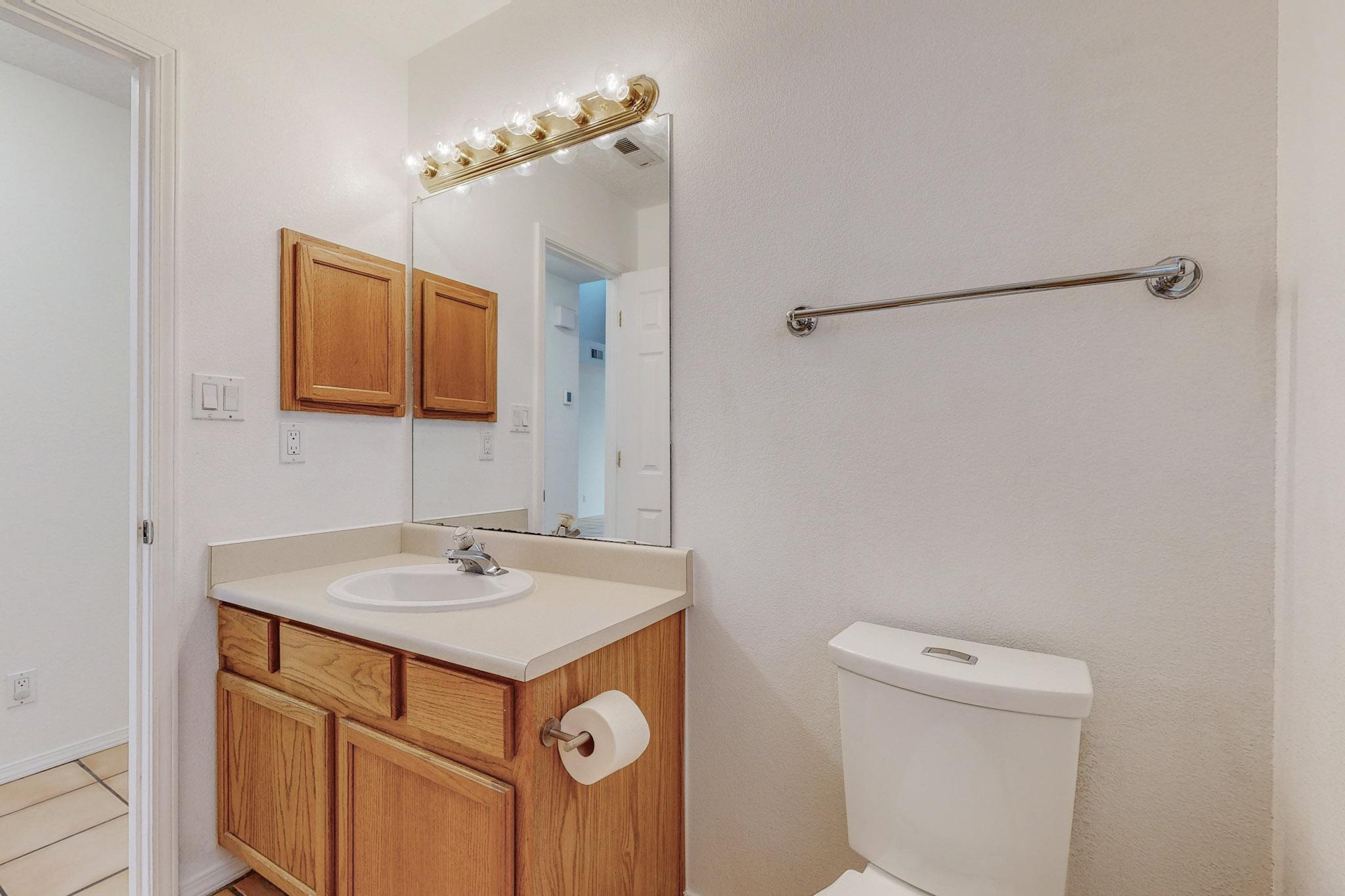 5223 Chris Court NW