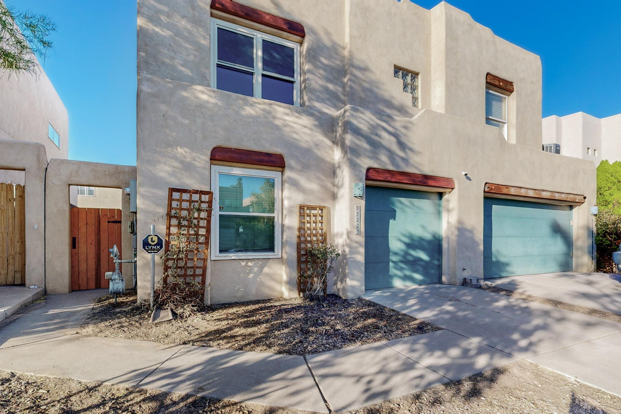 5223 Chris Court NW