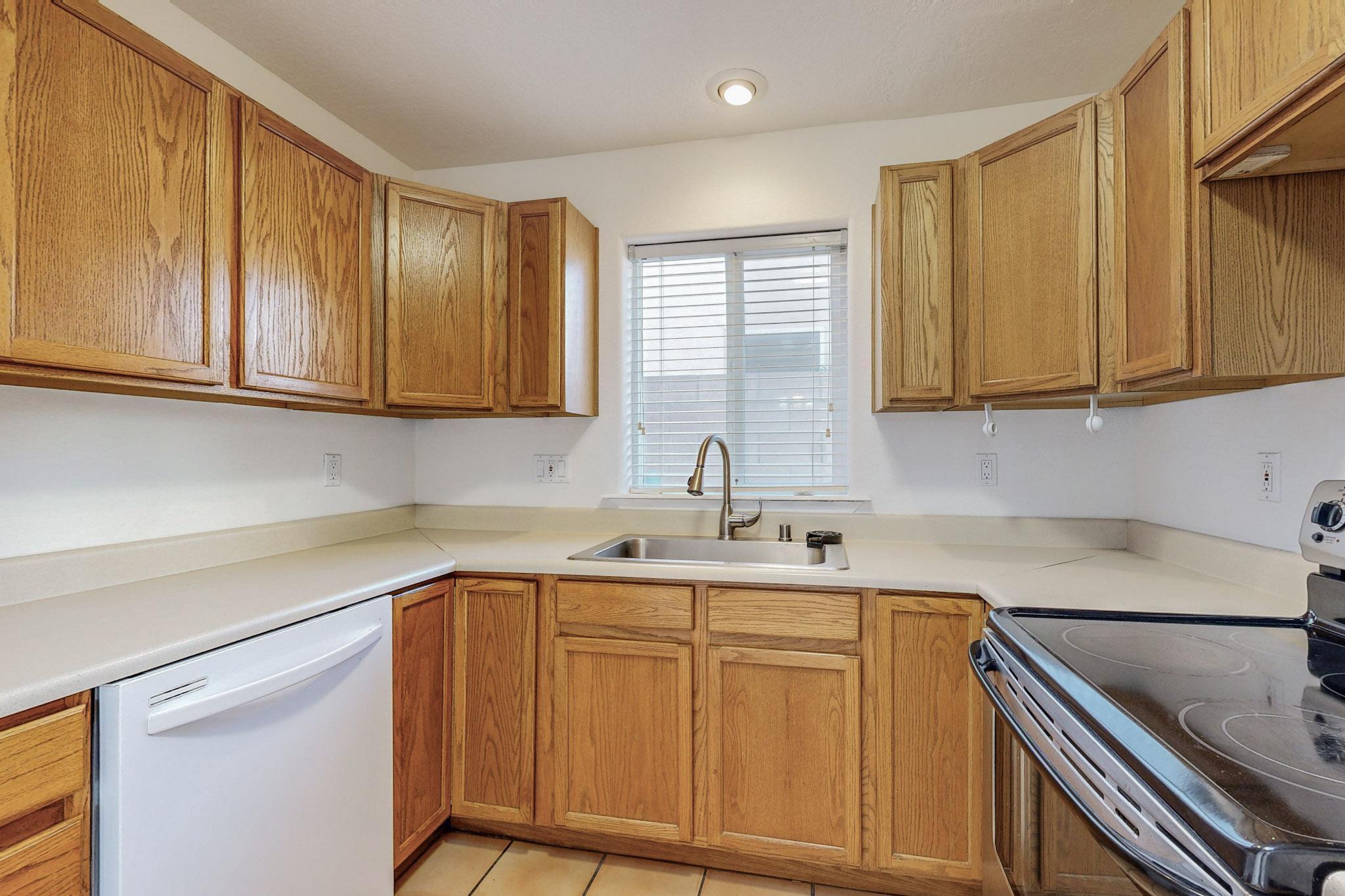5223 Chris Court NW