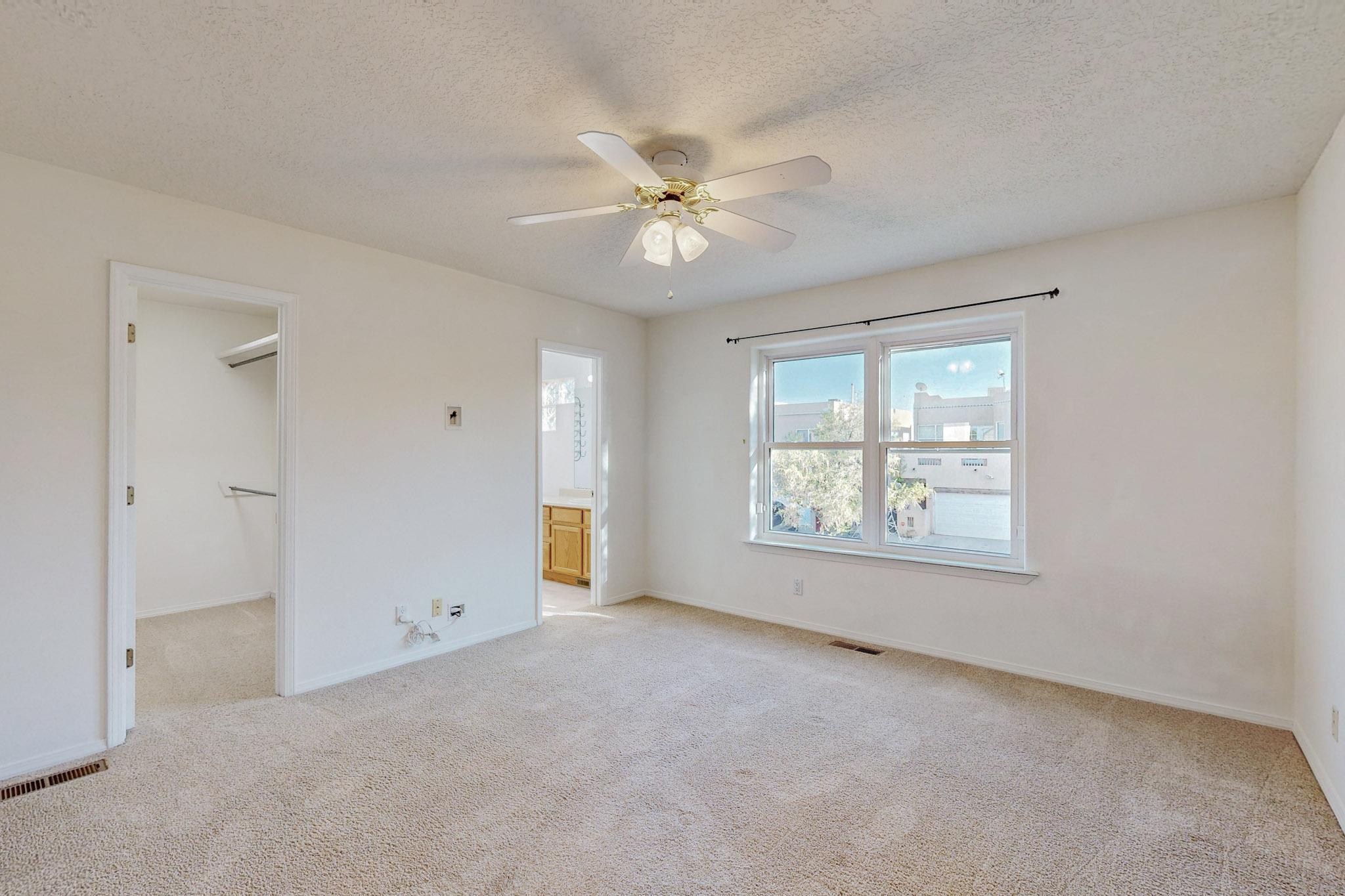 5223 Chris Court NW