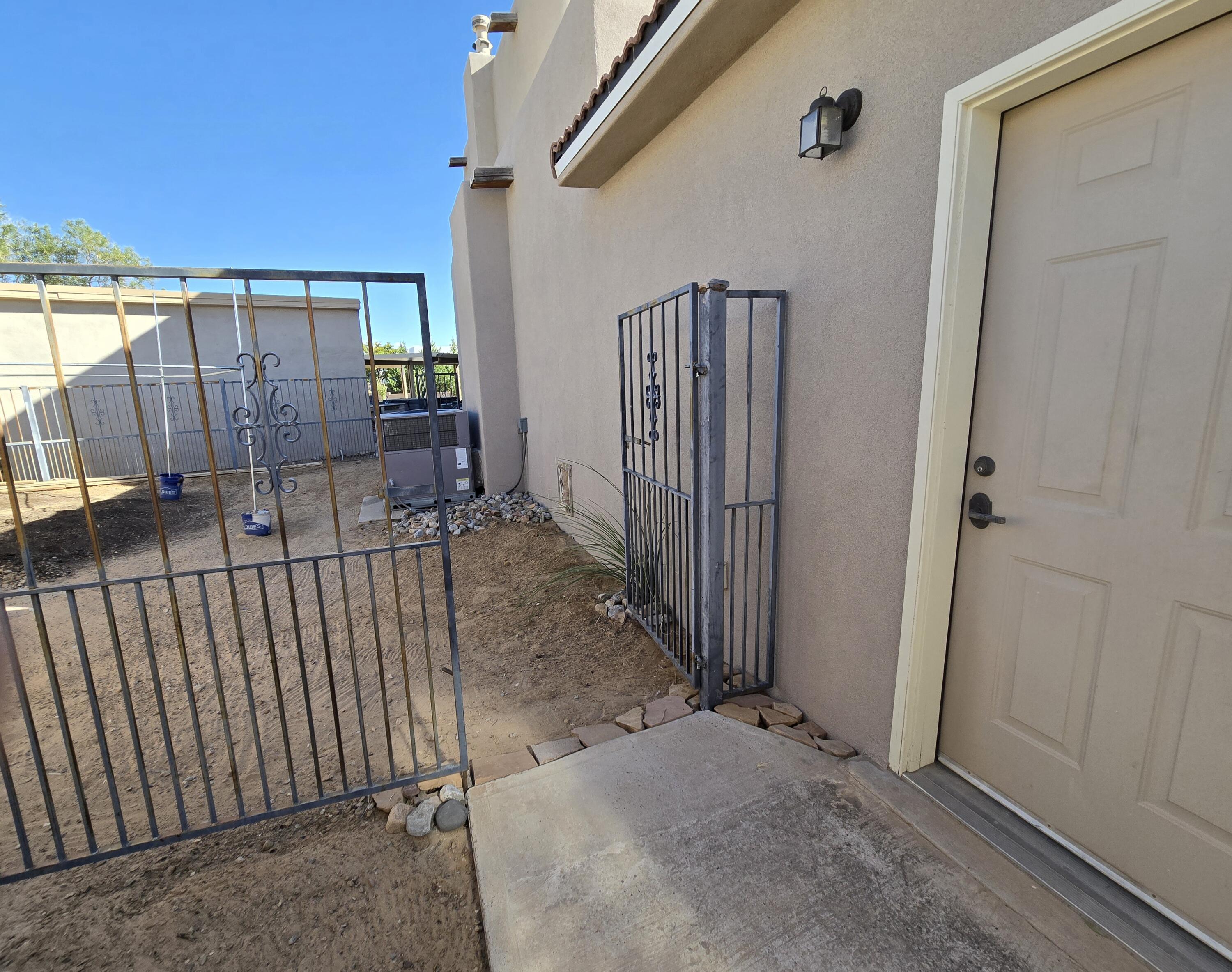10408 CALLE CONTENTO NW