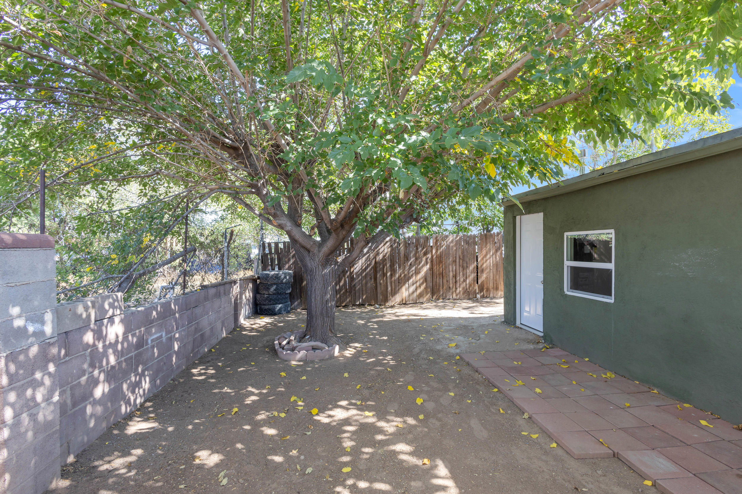 407 PROSPECT Avenue NW