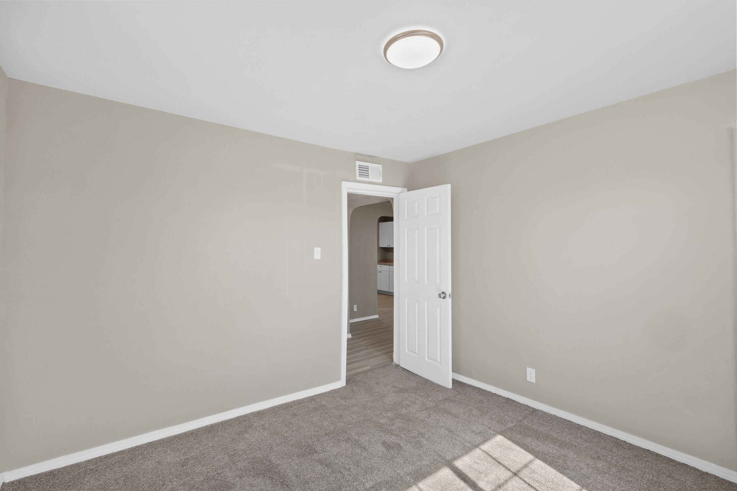 407 PROSPECT Avenue NW