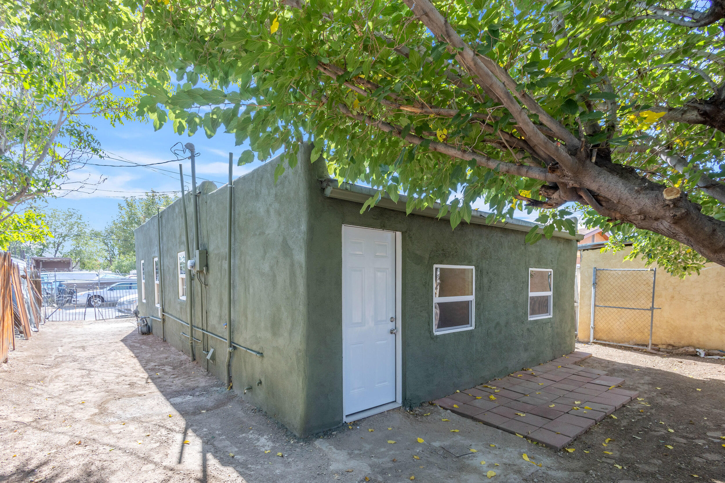 407 PROSPECT Avenue NW