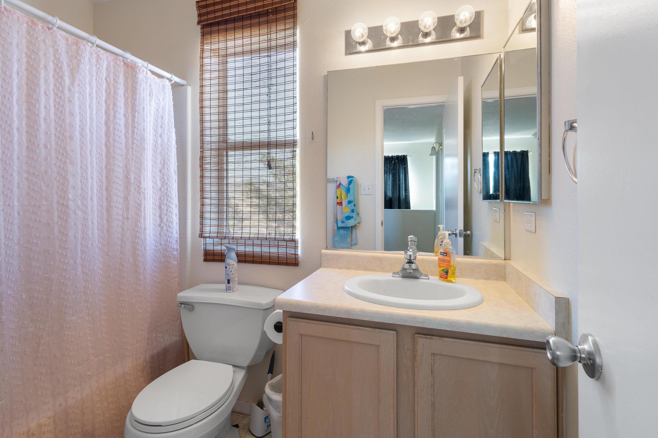 1079 AVENIDA ESPLENDIDA NW