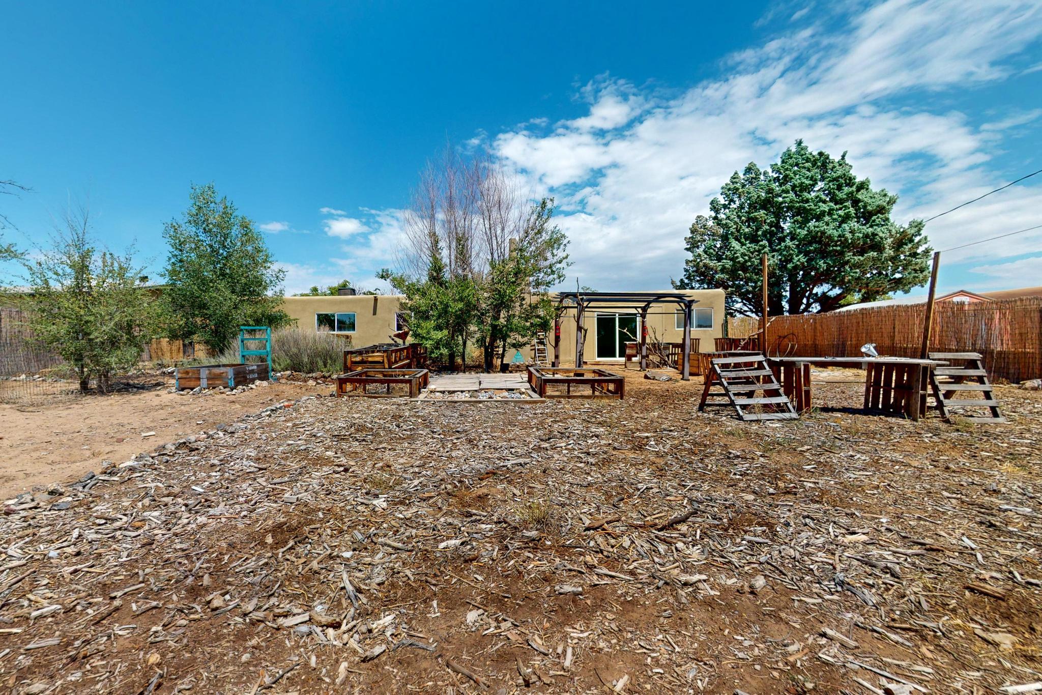 5760 PIEDRA Road NW