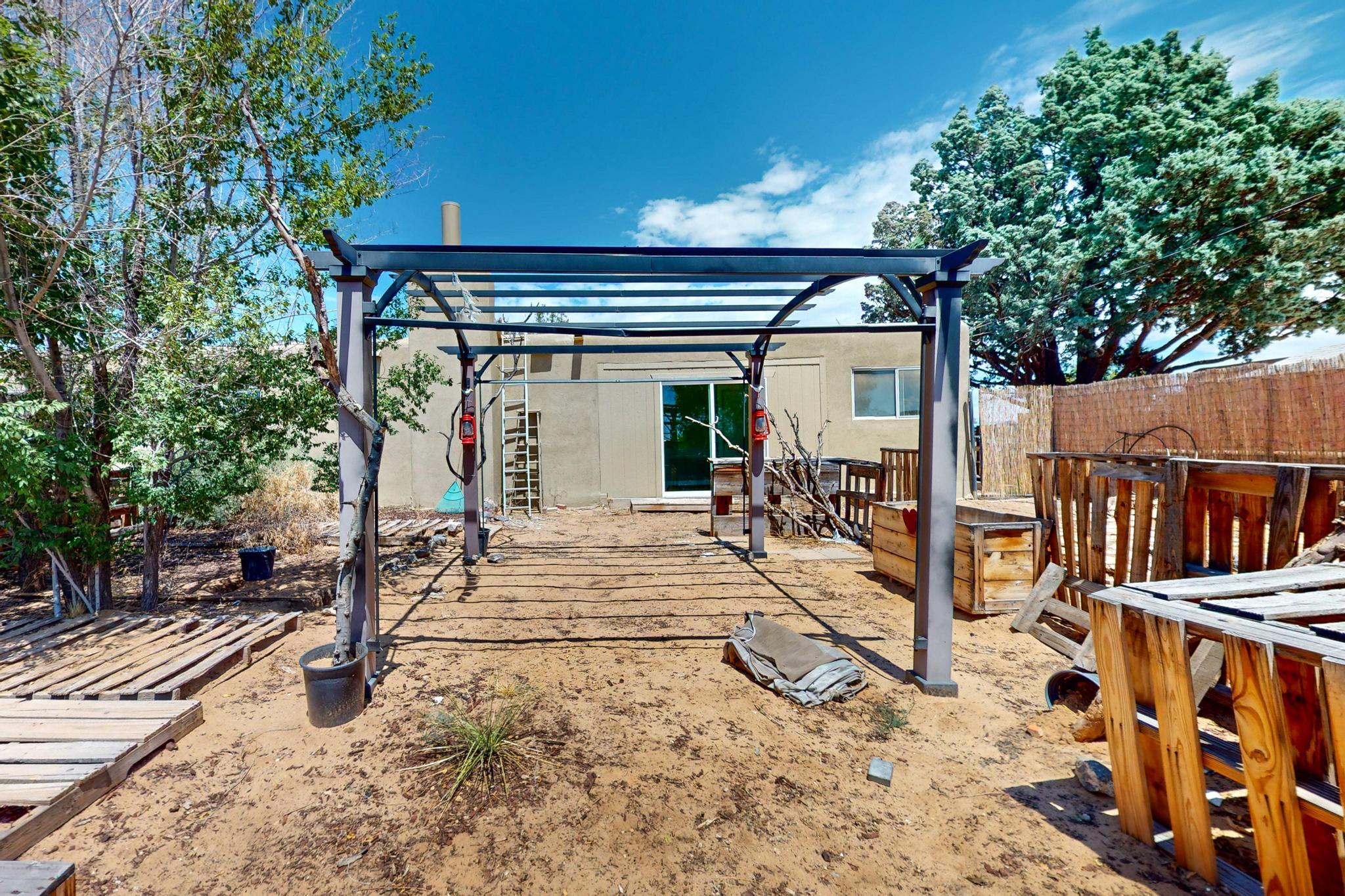 5760 PIEDRA Road NW