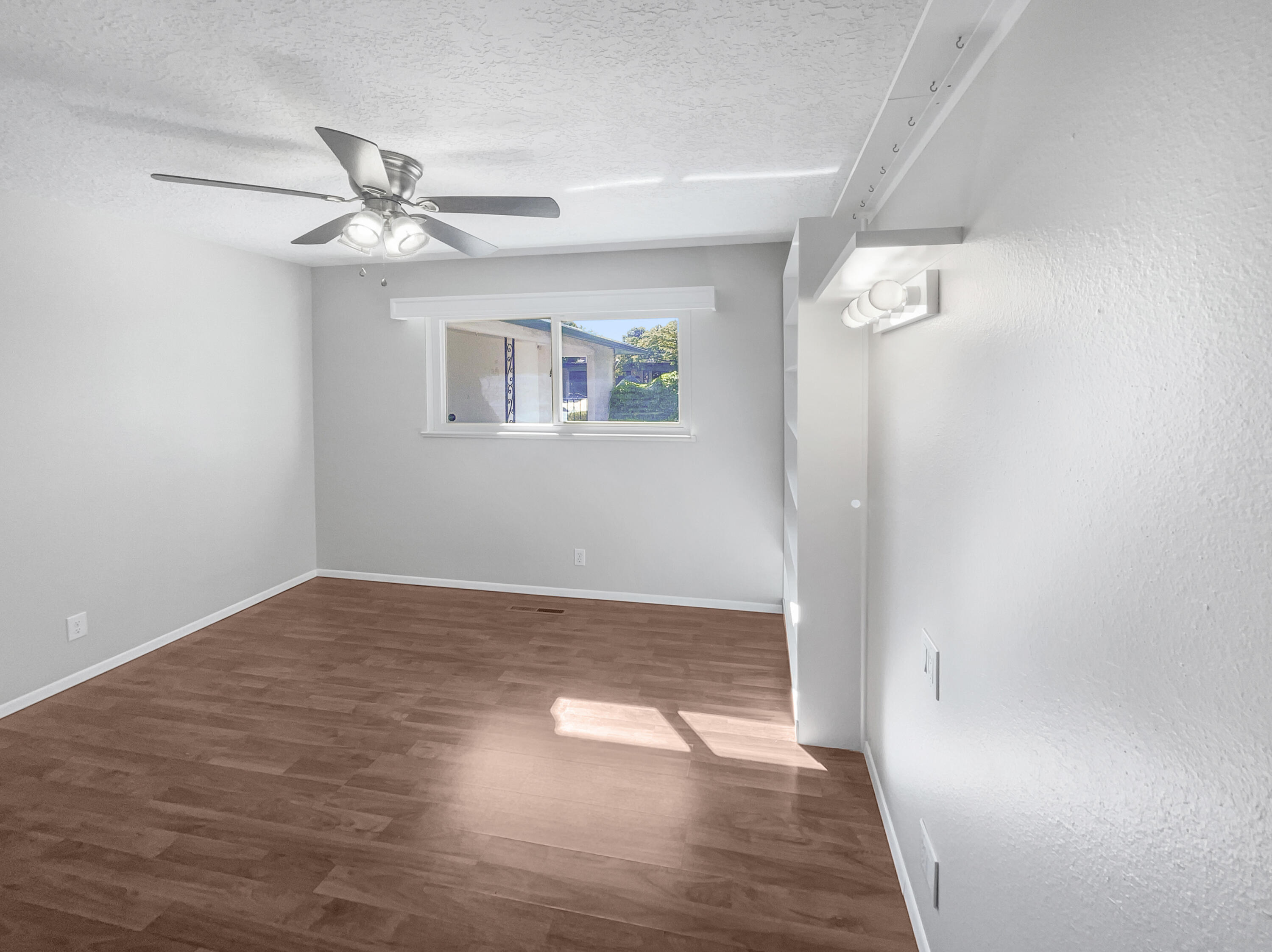 12313 PRINCESS JEANNE Avenue NE