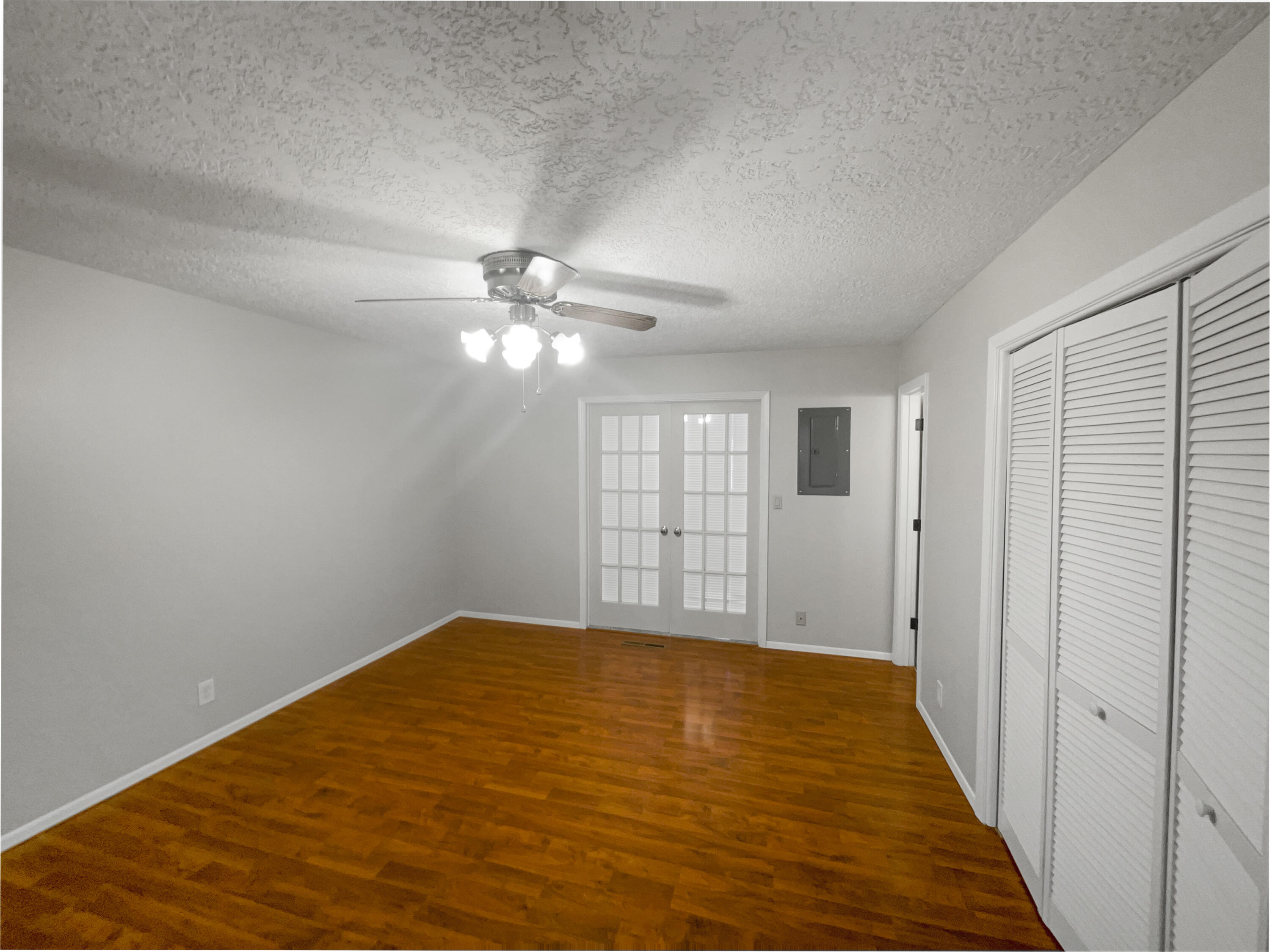 12313 PRINCESS JEANNE Avenue NE