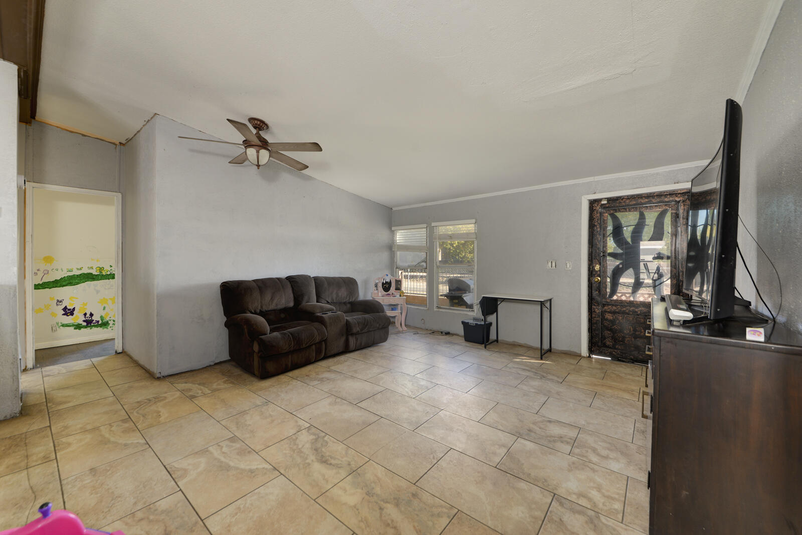 1505 GONZALES Road SW