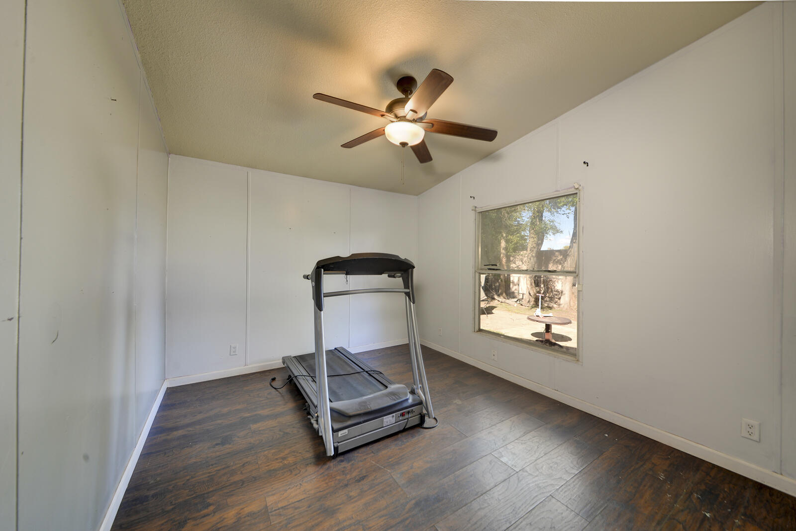 1505 GONZALES Road SW
