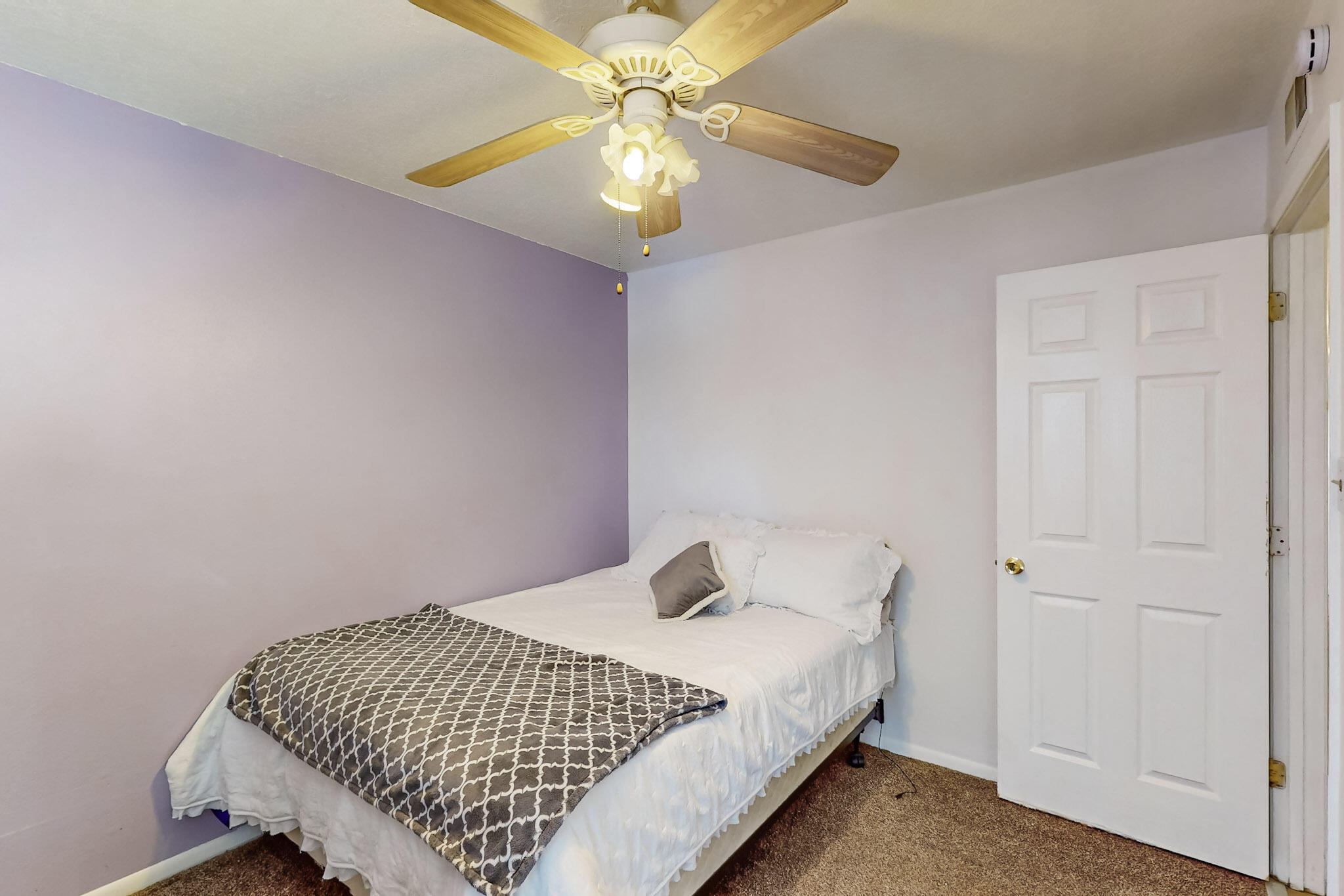 1160 CALLE MESQUITE