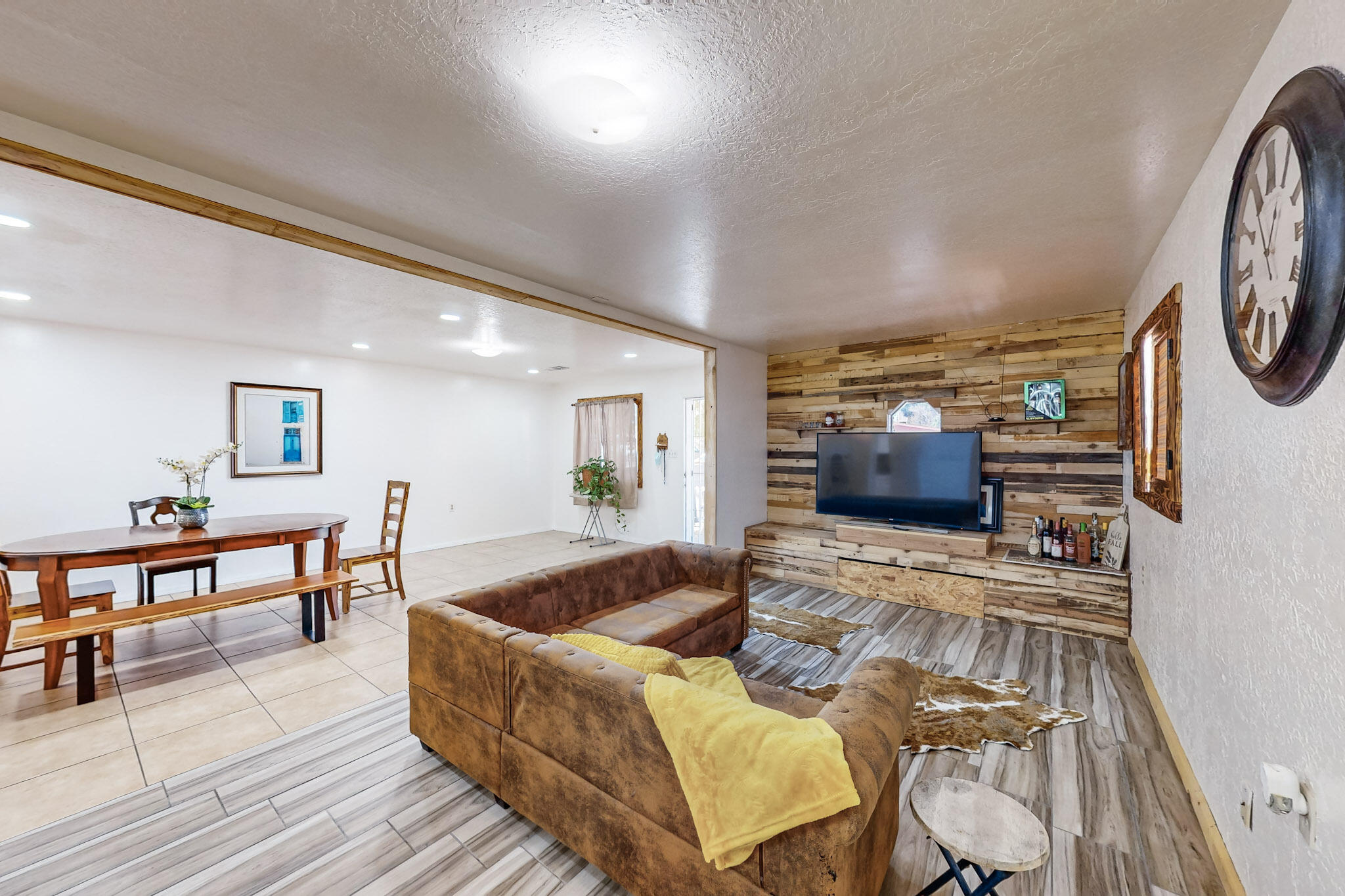 1160 CALLE MESQUITE