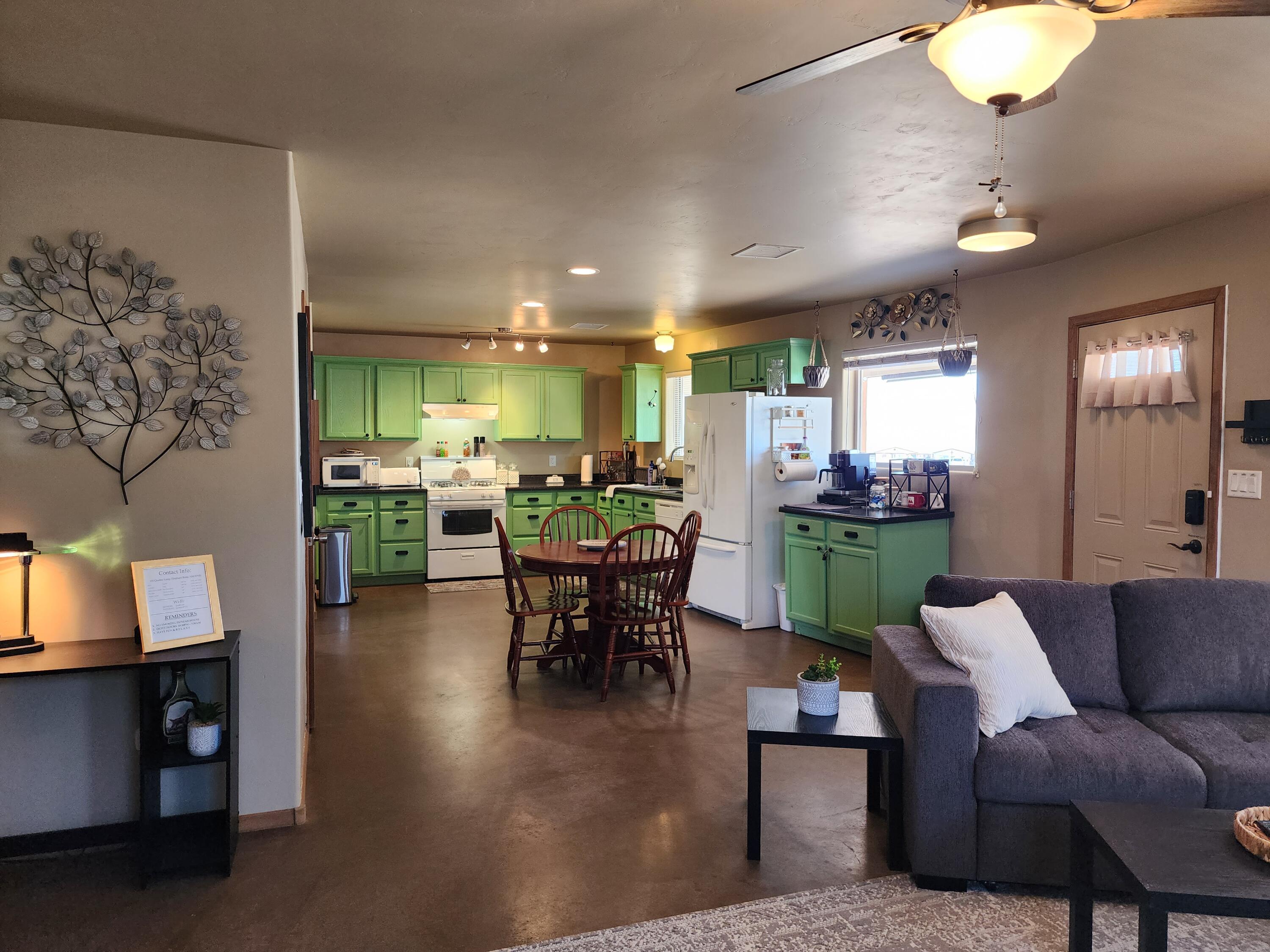 105 QUEBEC Loop