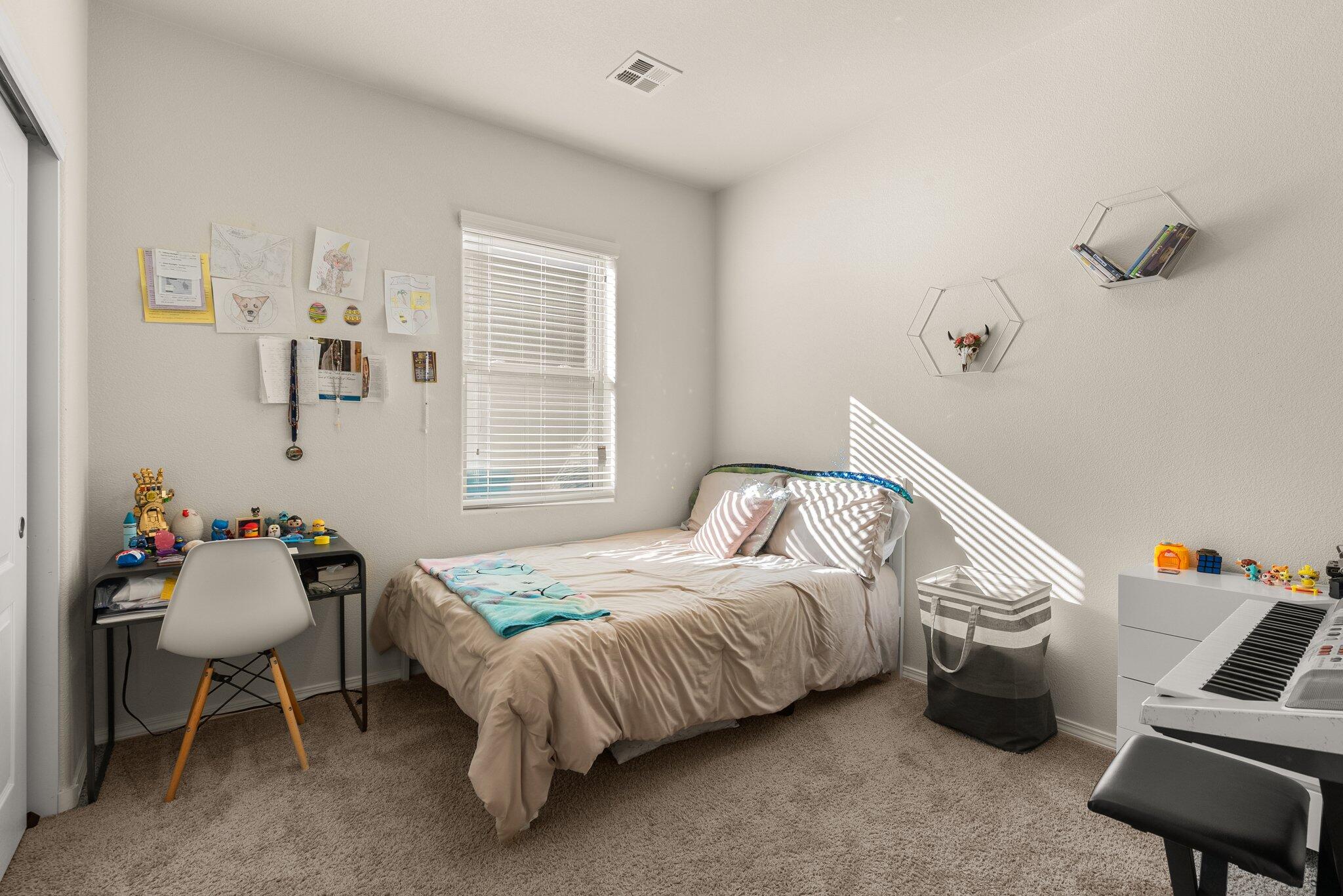 3607 TIMBERLINE Road NE