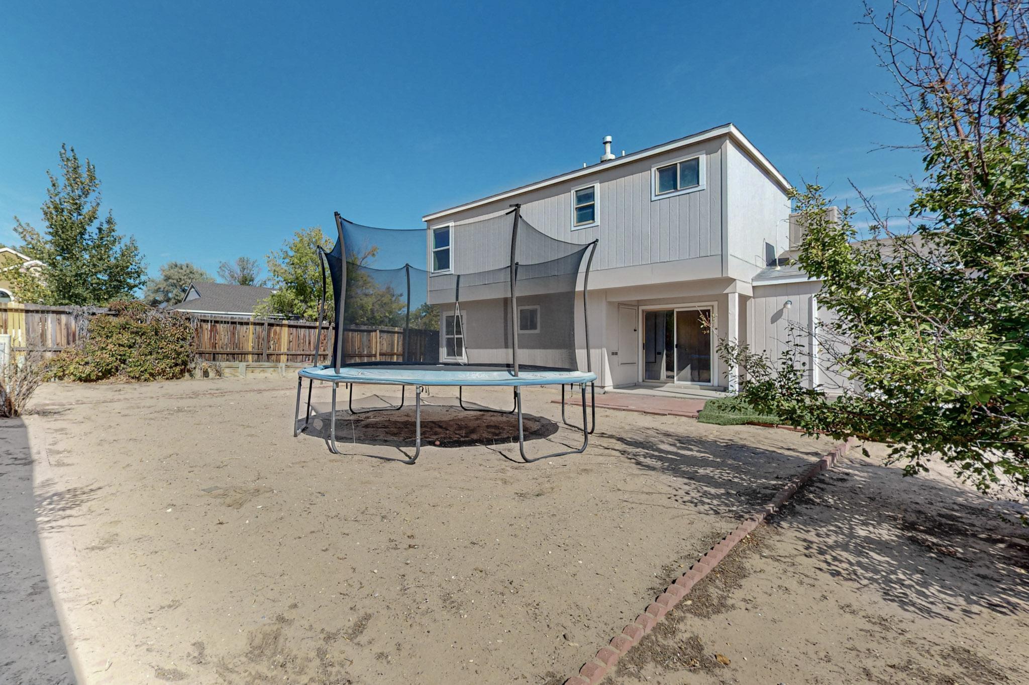 1661 TWINBERRY Drive NE