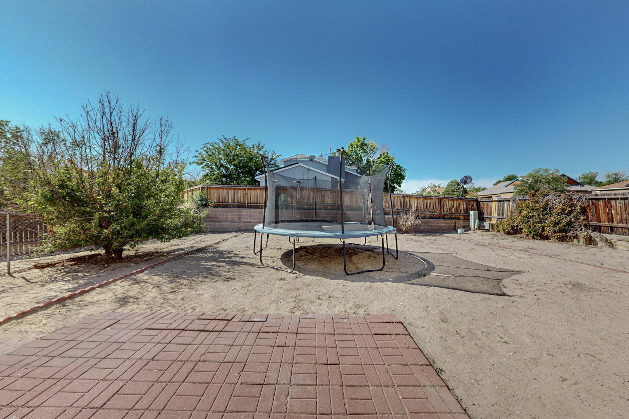 1661 TWINBERRY Drive NE