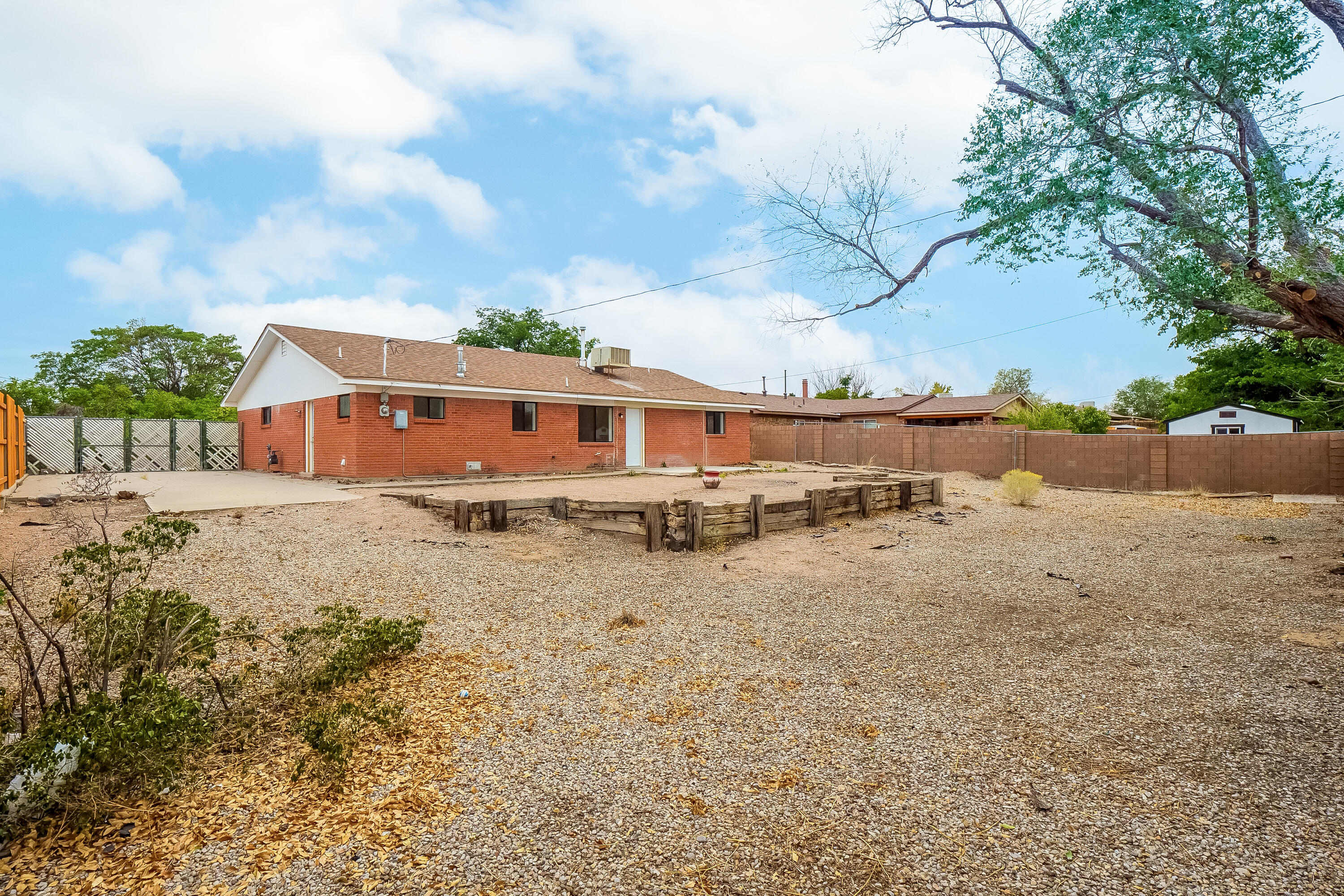 10401 TREVINO Loop NW