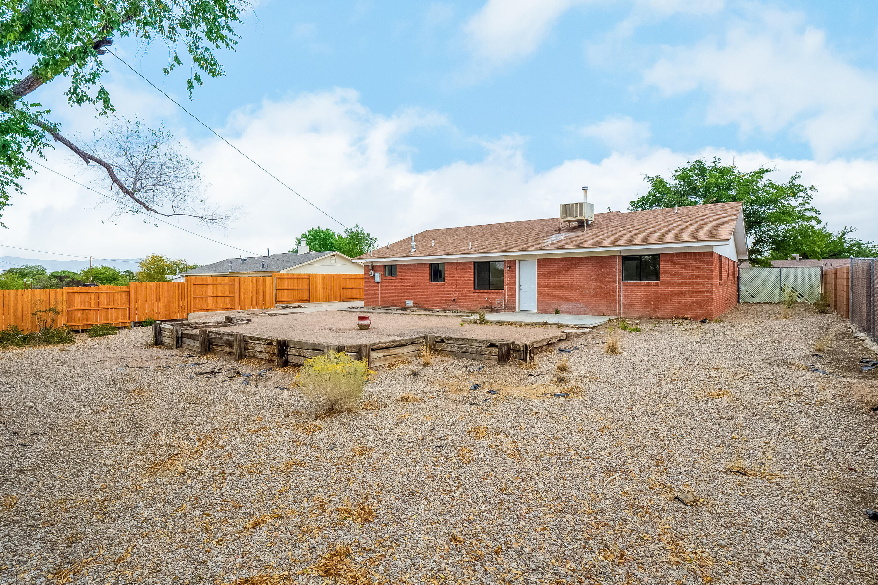 10401 TREVINO Loop NW