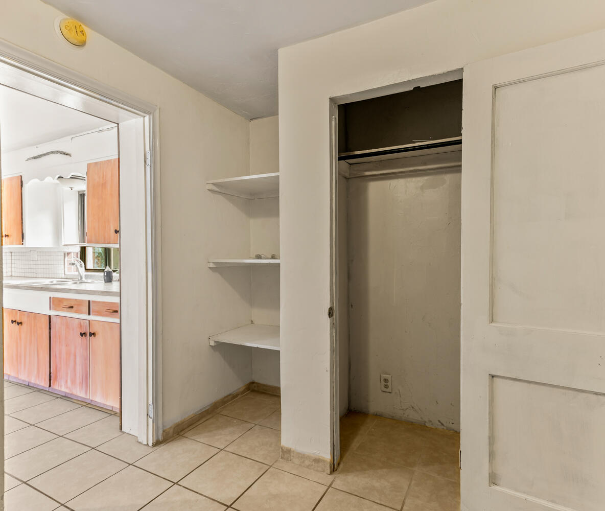 925 7TH Street SW