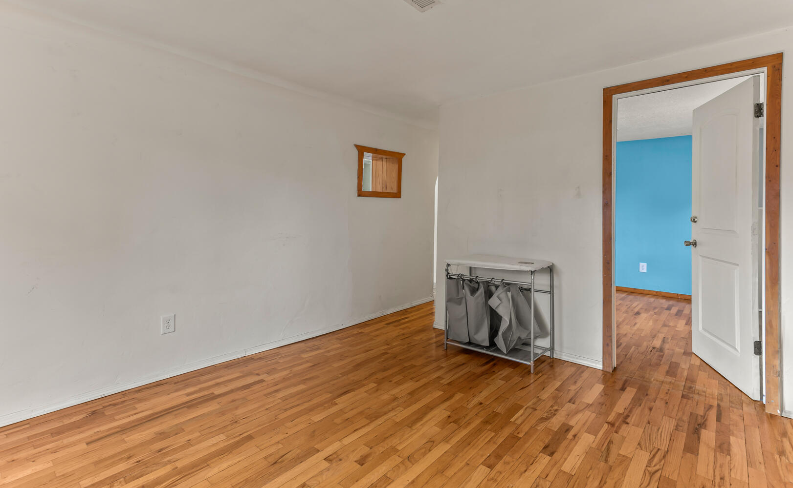 925 7TH Street SW
