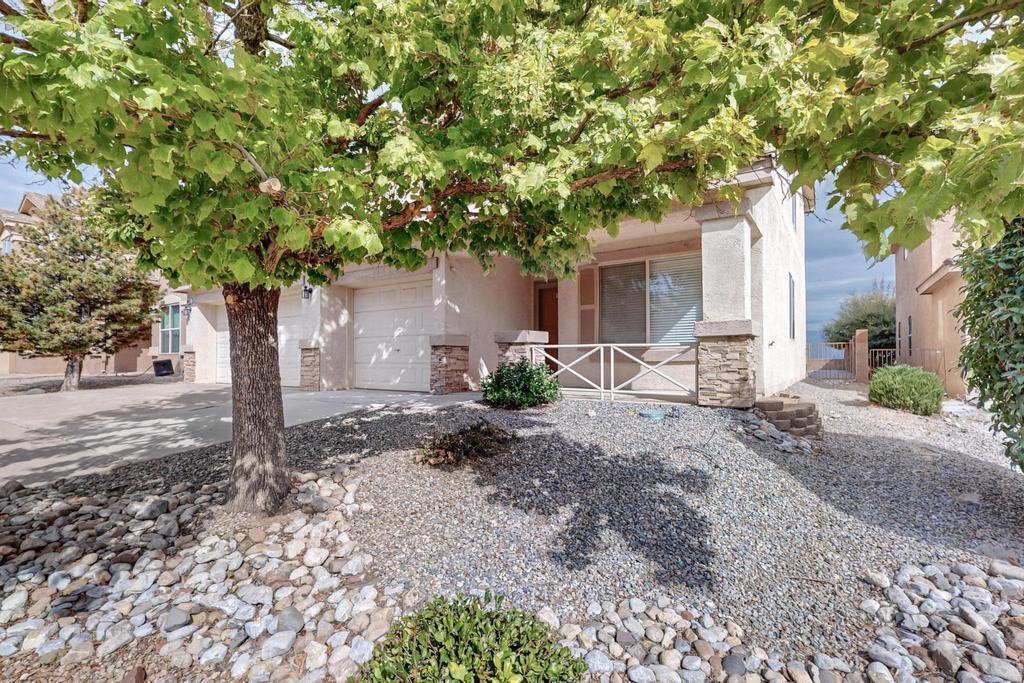 10412 PINTADO Court NW