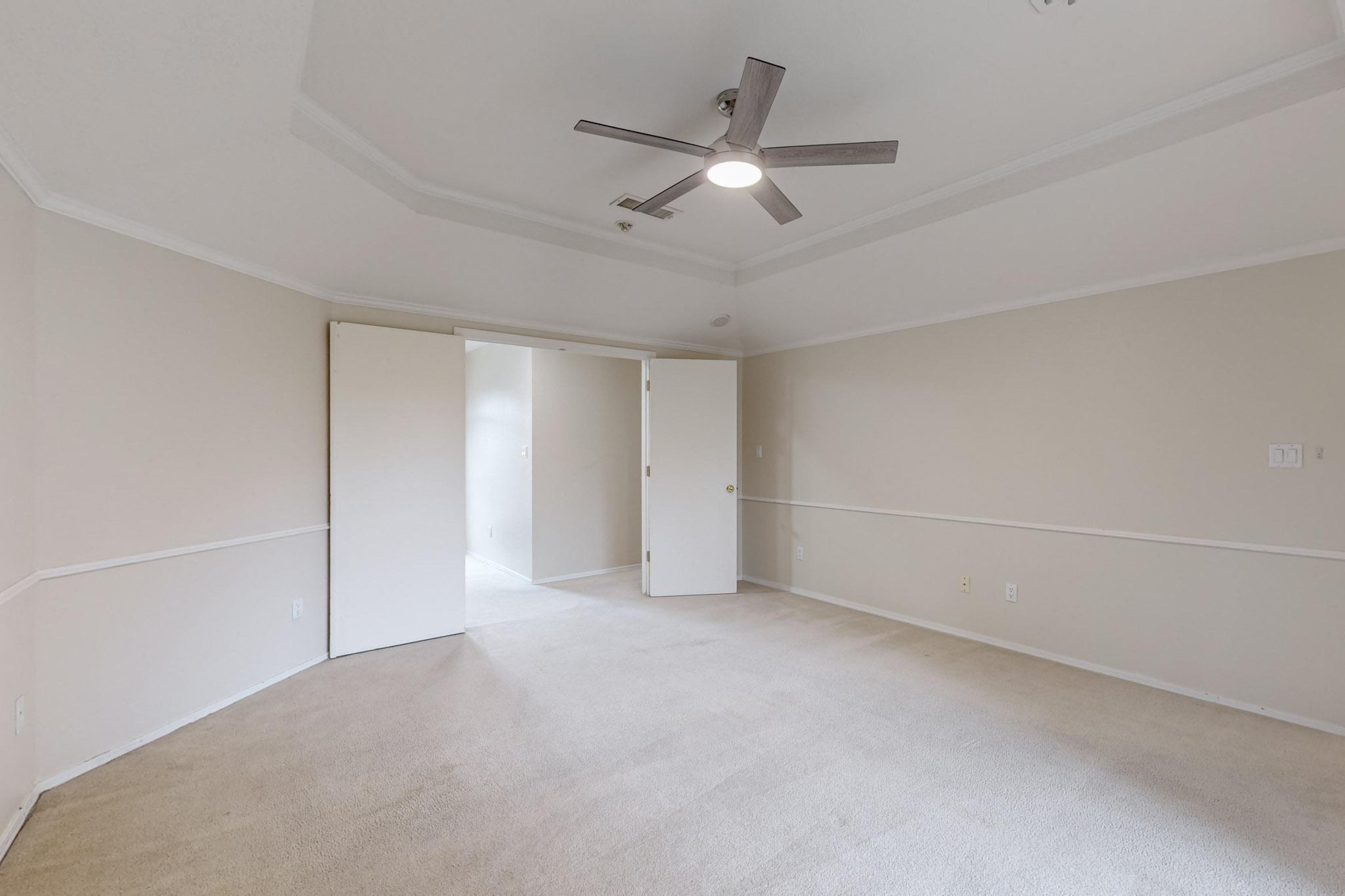 8404 BELLA VISTA Place NW